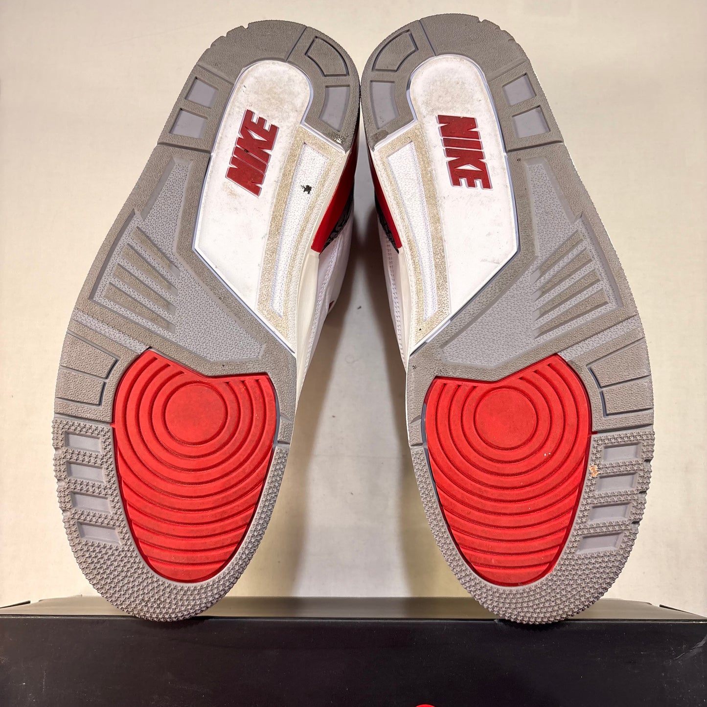 Jordan 3 Retro Fire Red (2022) U10