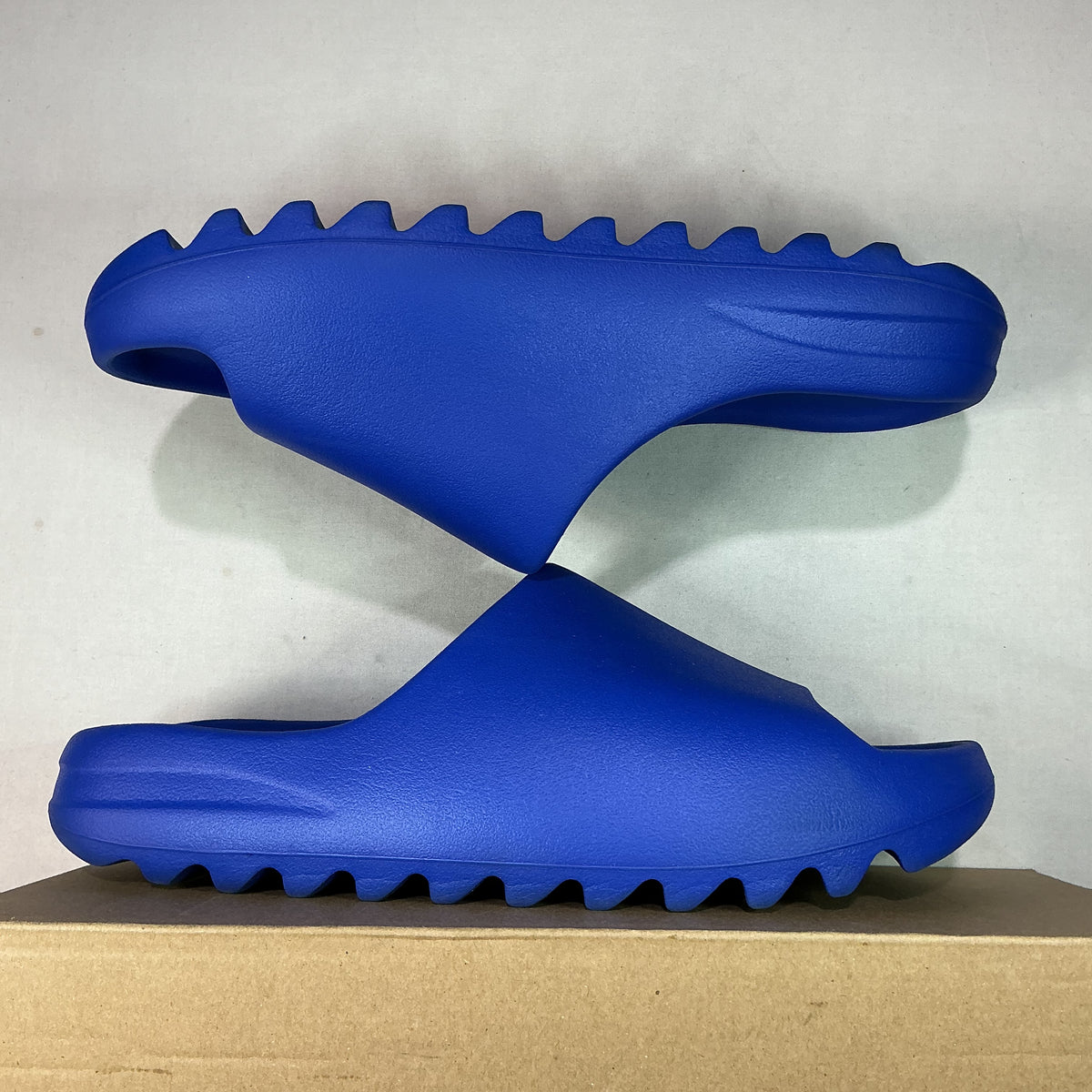 adidas Yeezy Slide Azure U11