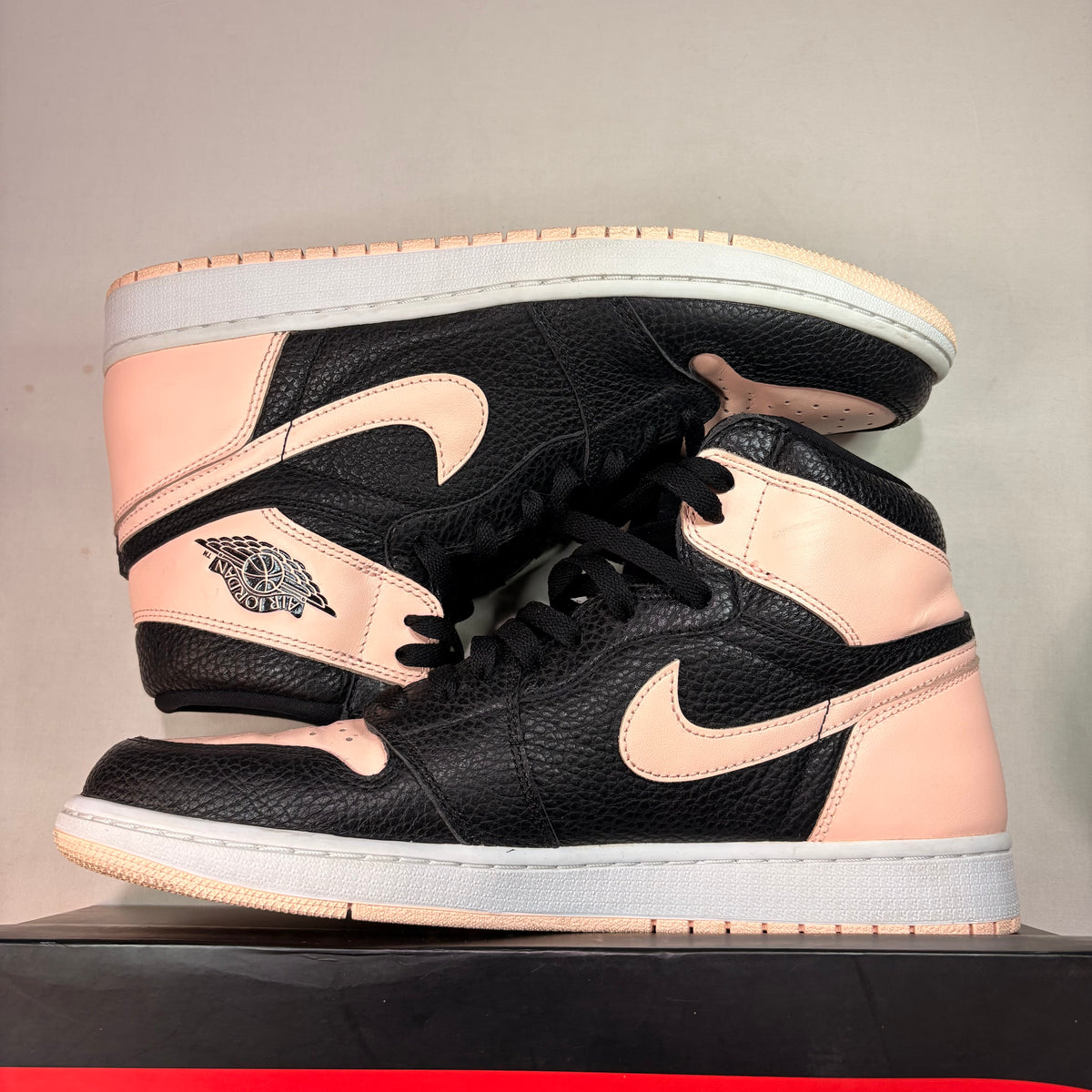 Jordan 1 Retro High Black Crimson Tint U12