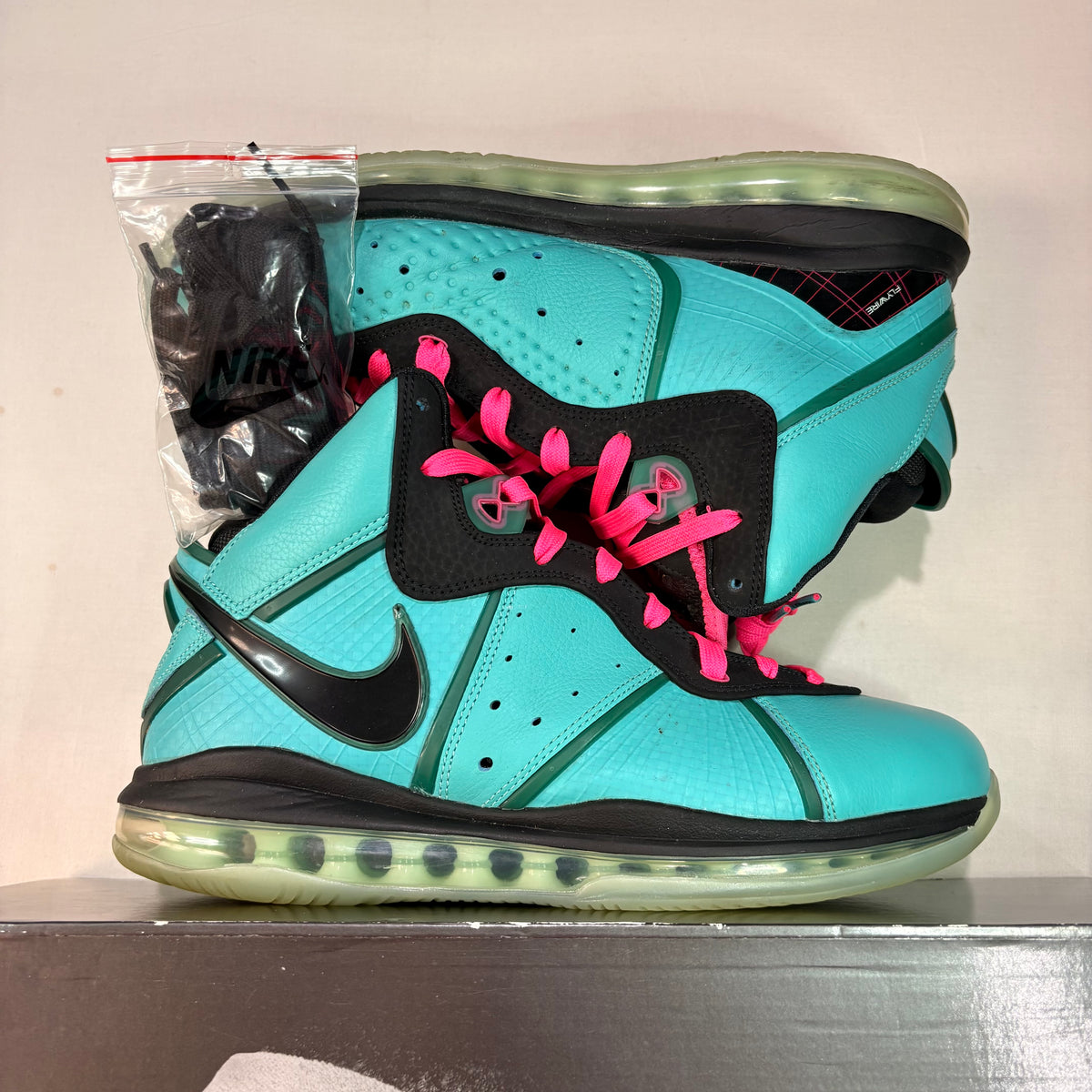 Nike Lebron 8 South Beach (2021) U10.5
