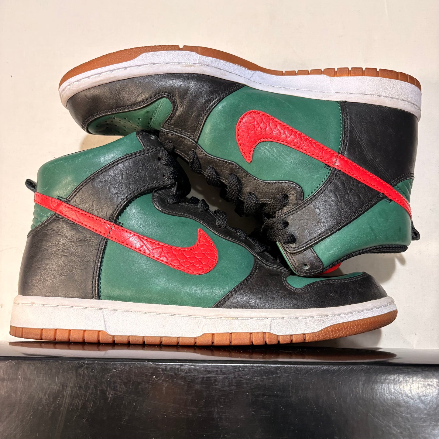 Nike Dunk High Supreme Spark LE East (DJ Clark Kent) U8
