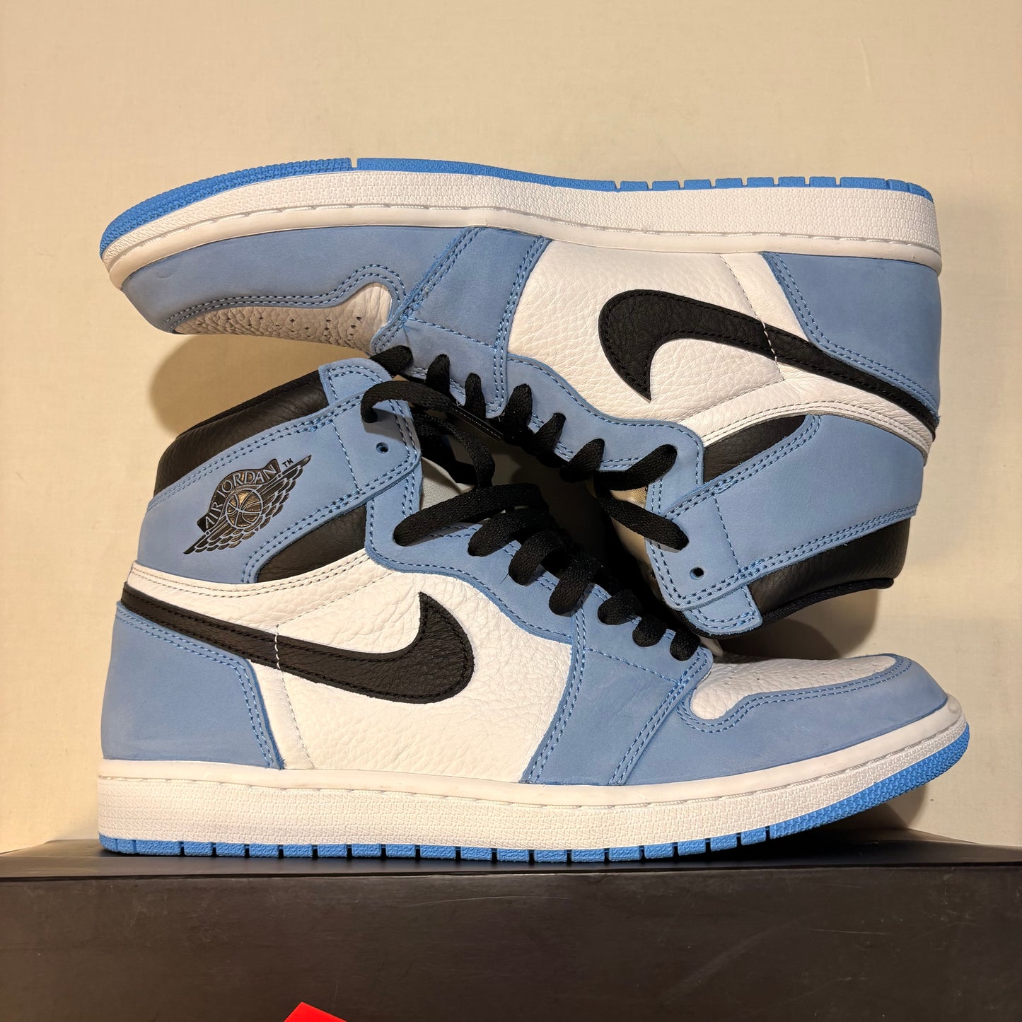 Jordan 1 Retro High OG University Blue U11