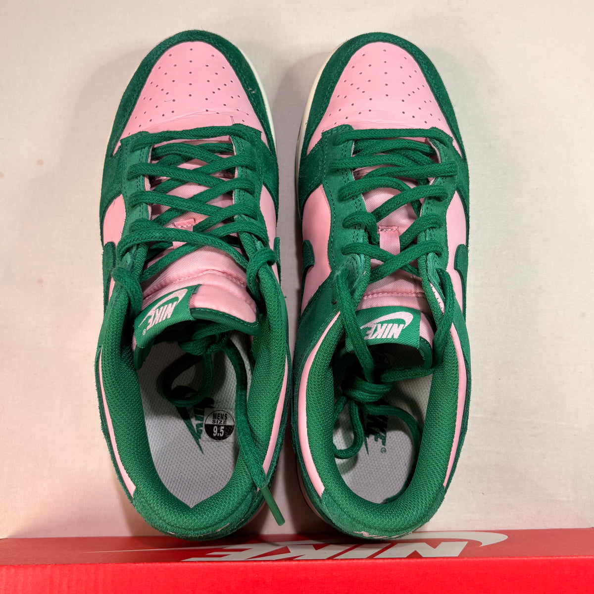 Nike Dunk Low Retro Medium Soft Pink Malachite U9.5