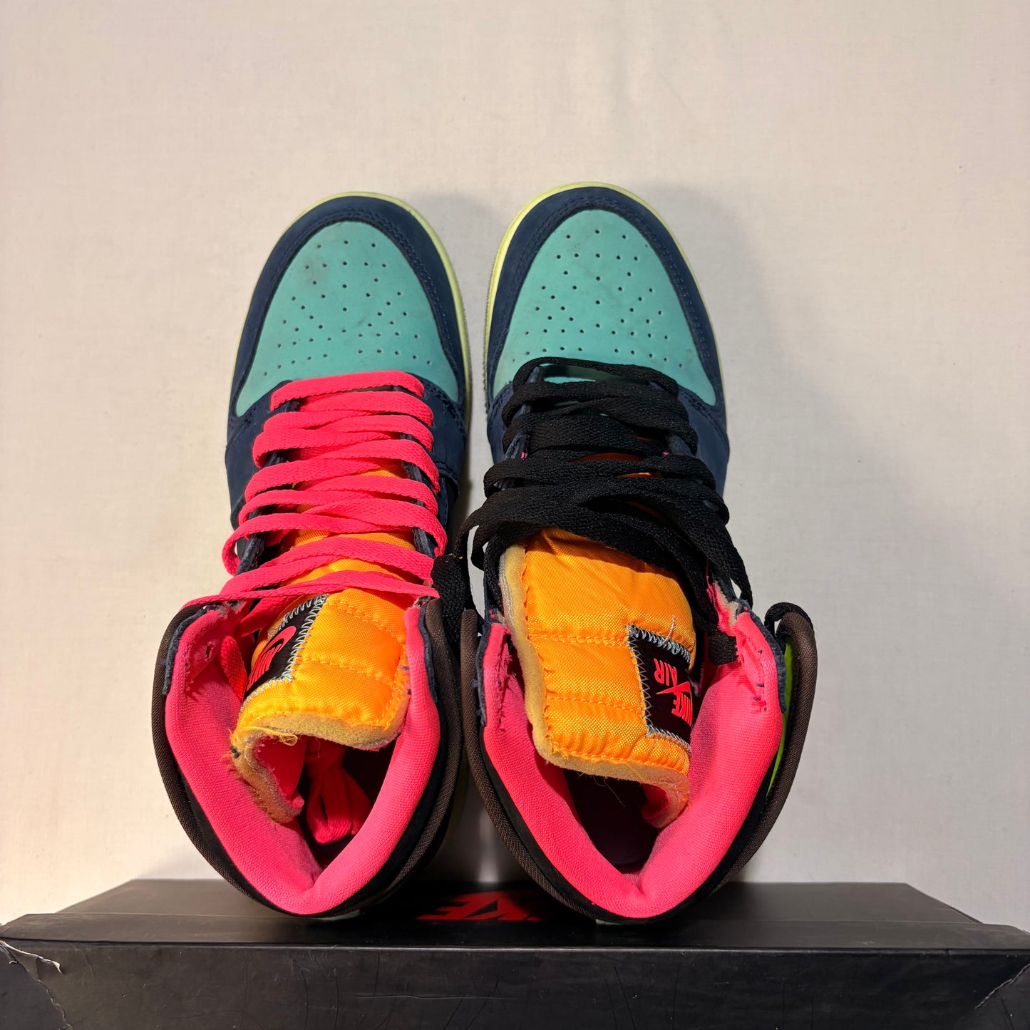 Jordan 1 Retro High Tokyo Bio Hack U6