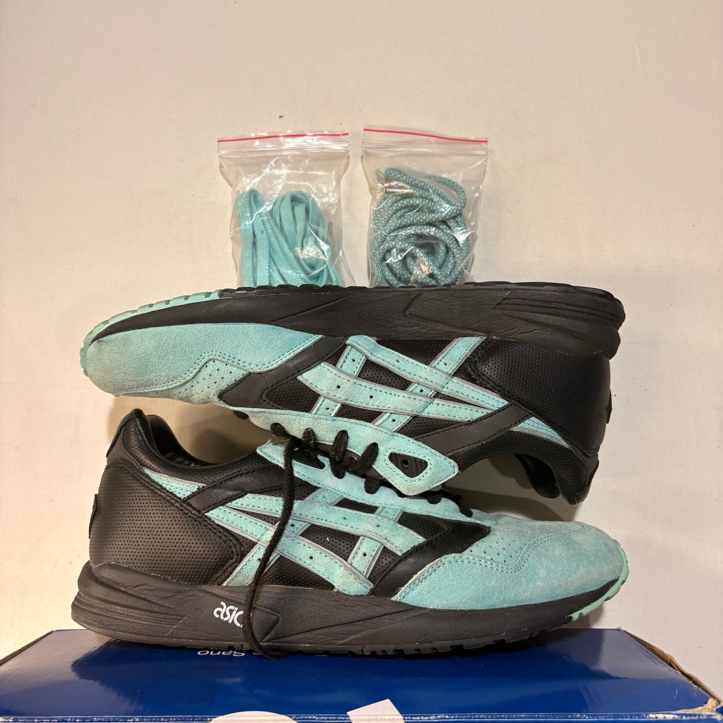 Asics Gel Saga Diamond Supply Co x Ronnie Fieg Aqua Blue U10