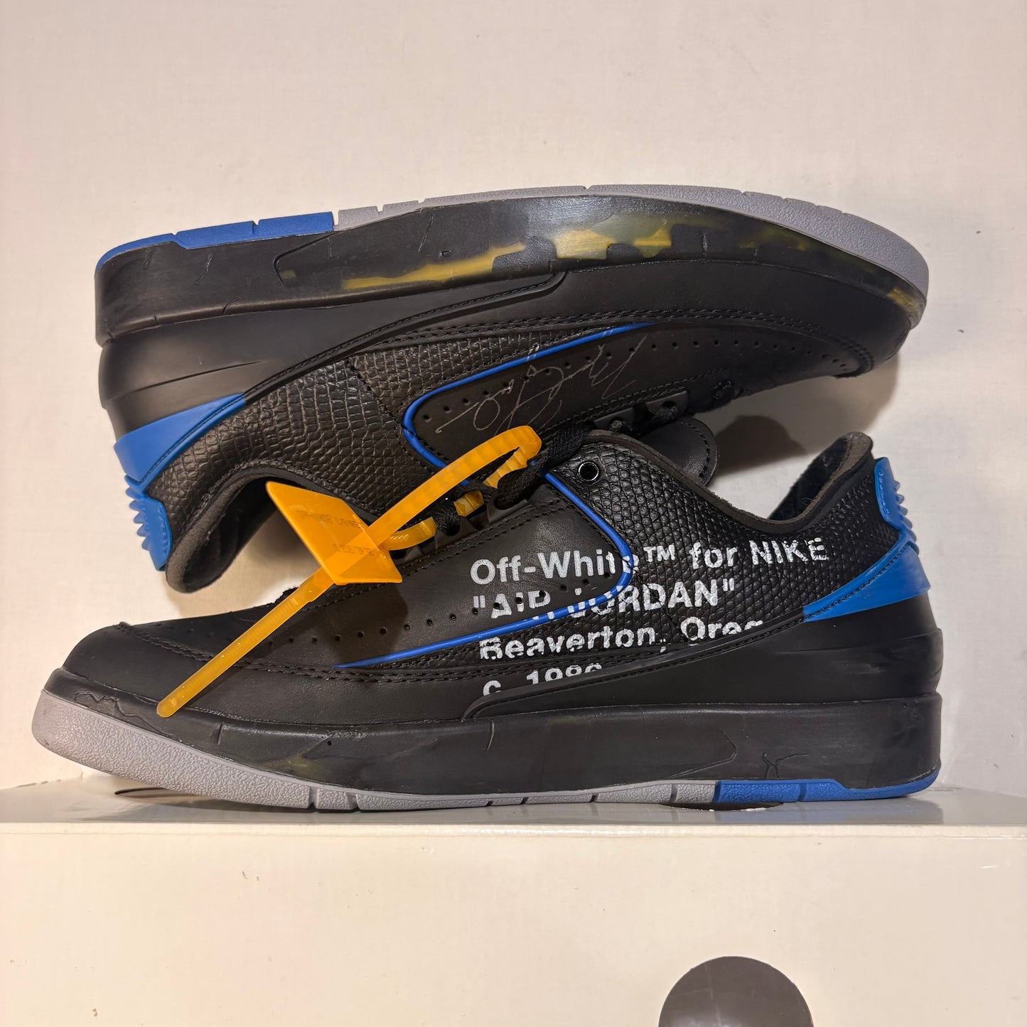 Jordan 2 Retro Off White Black Blue U9