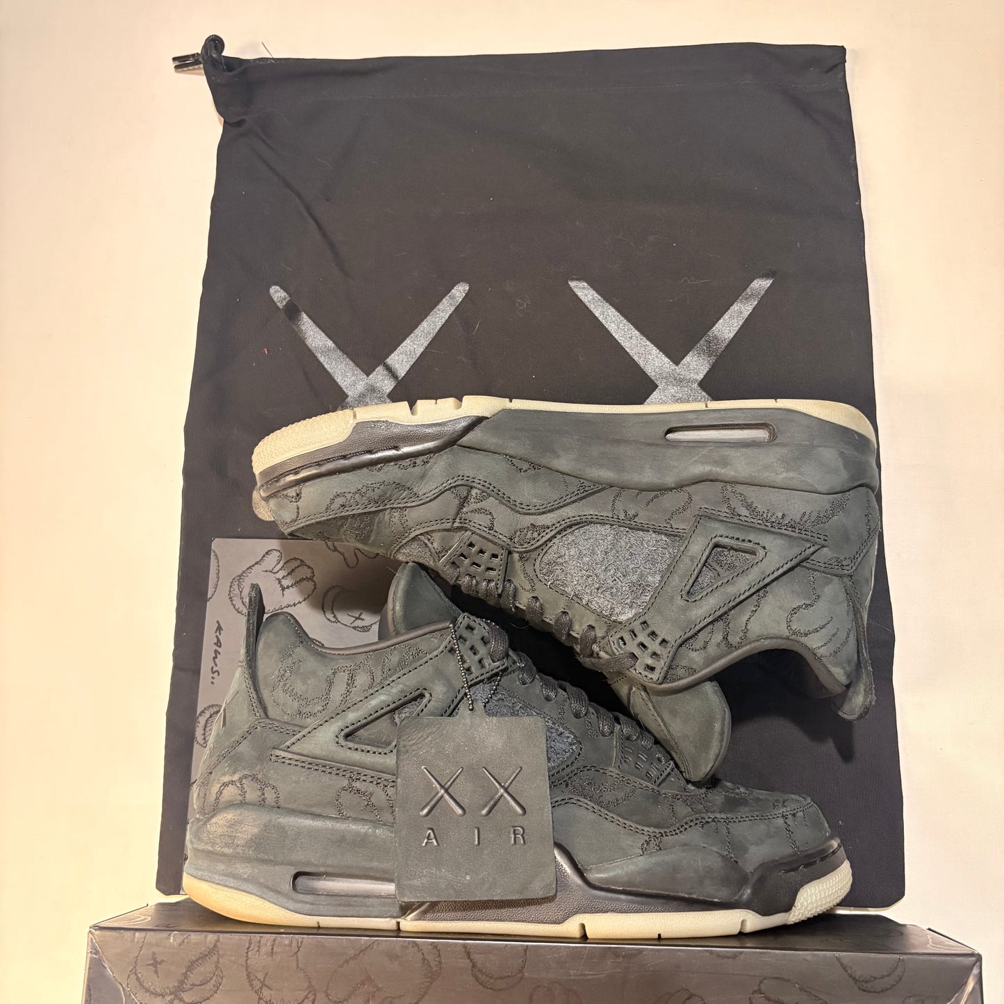 Jordan 4 Retro Kaws Black U9