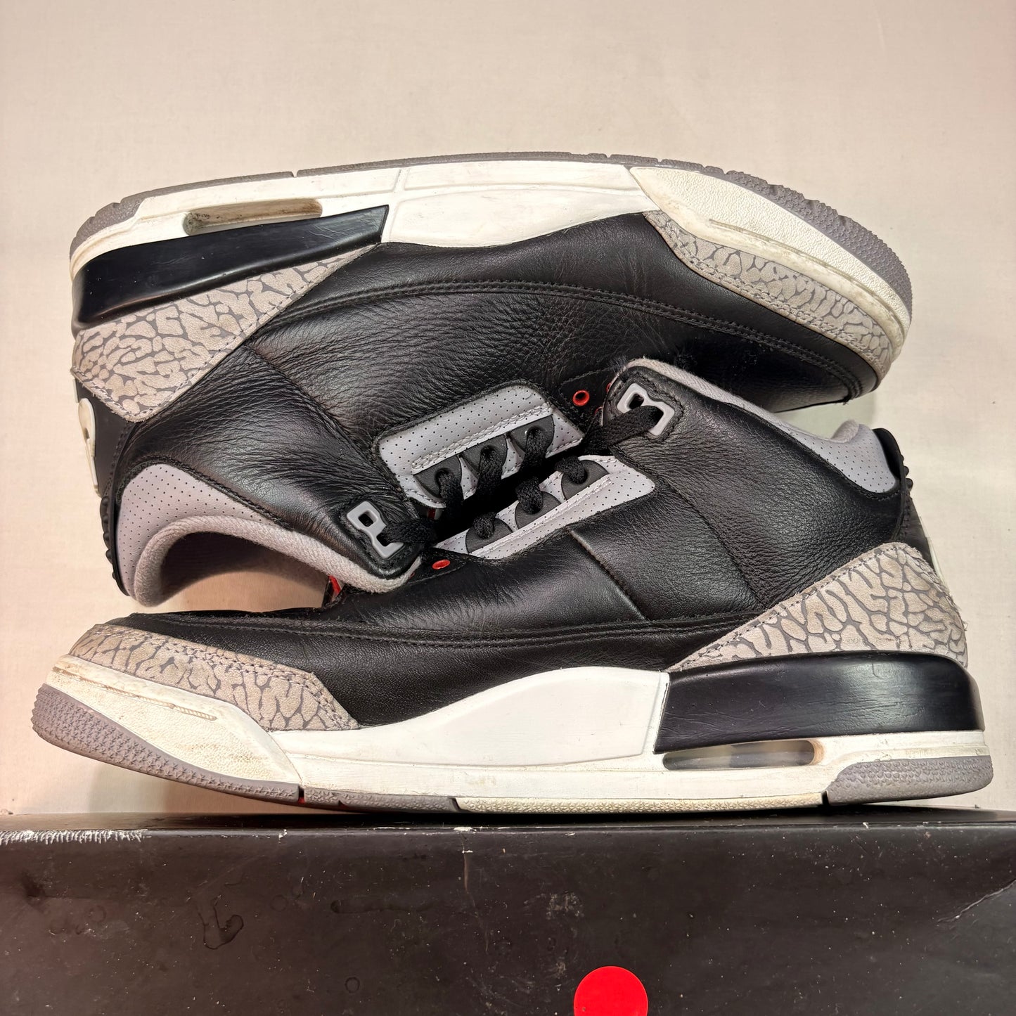 Jordan 3 Retro Black Cement (2024) U10