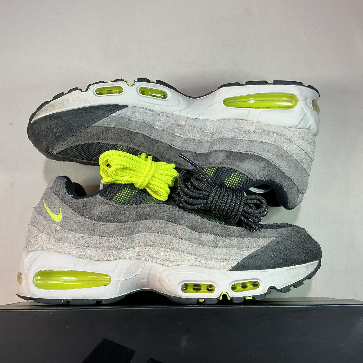 Nike Air Max 95 OG Reverse Gradient Neon U12