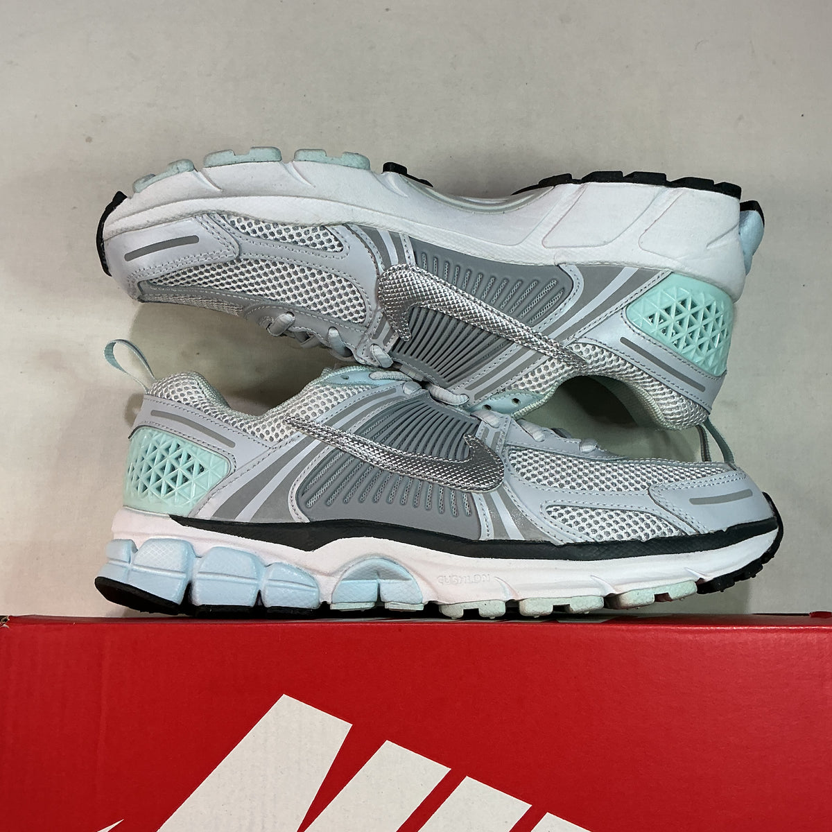 Nike Vomero 5 Pure Platinum Glacier Blue U7
