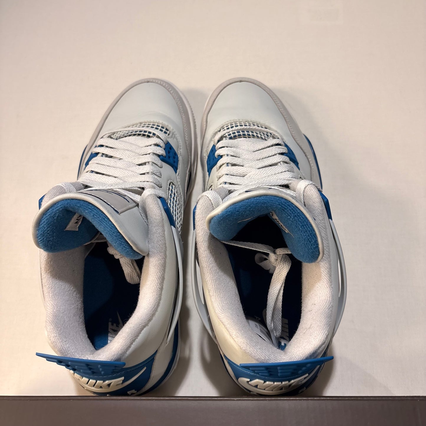 Jordan 4 Retro Military Blue (2024) U11