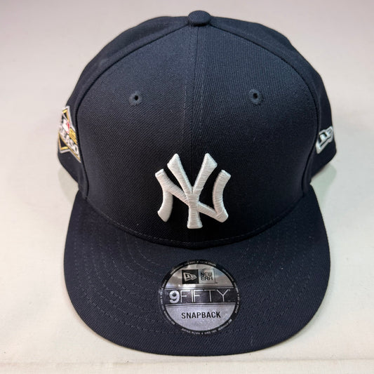 New Era NY Yankees 2025 Postseason Snapback