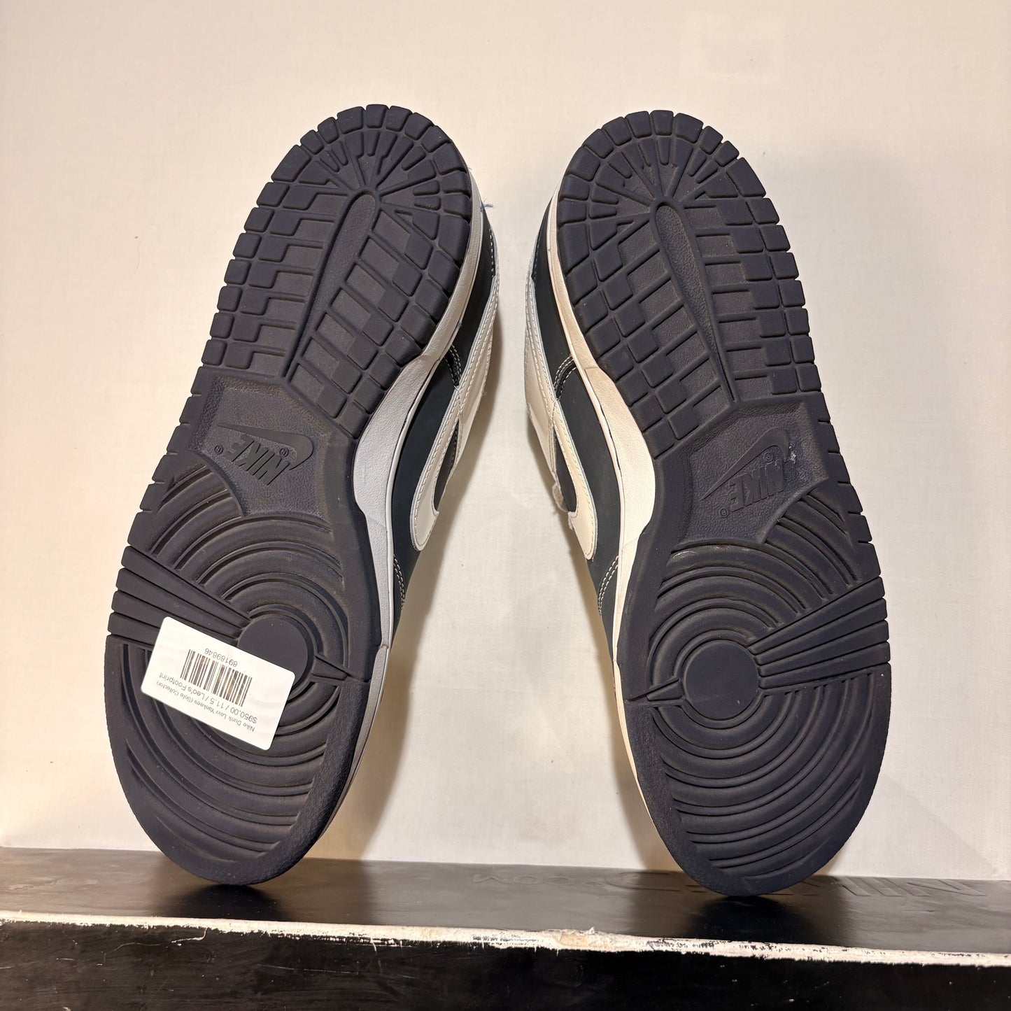 Nike Dunk Low Yankees (Sole Collector)
