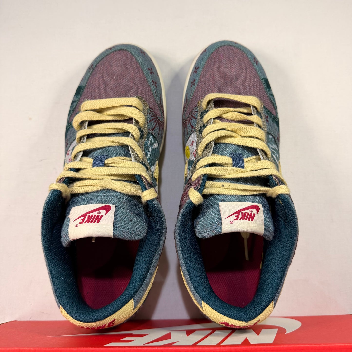 Nike Dunk Low Community Garden U8.5