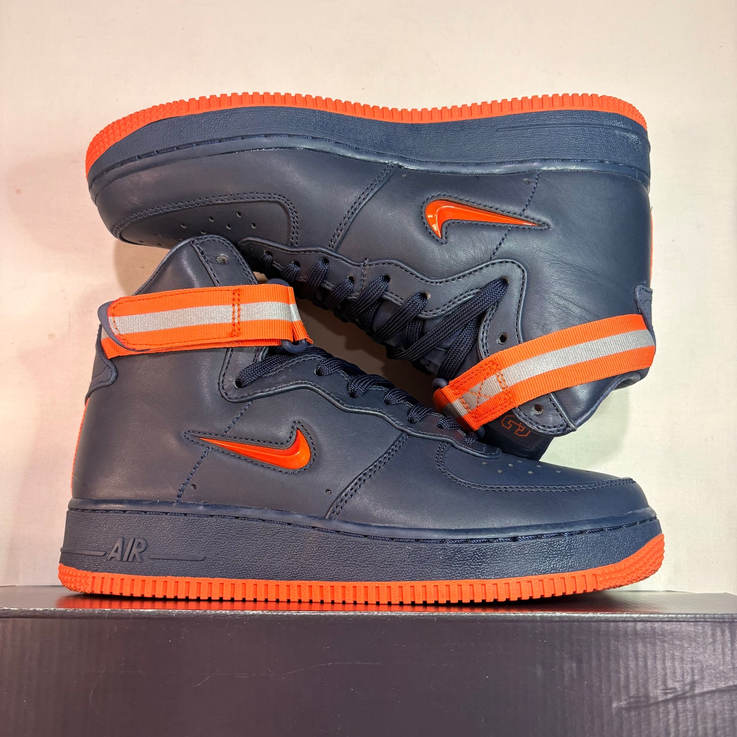 Nike Air Force 1 High NYC Obsidian Orange U7