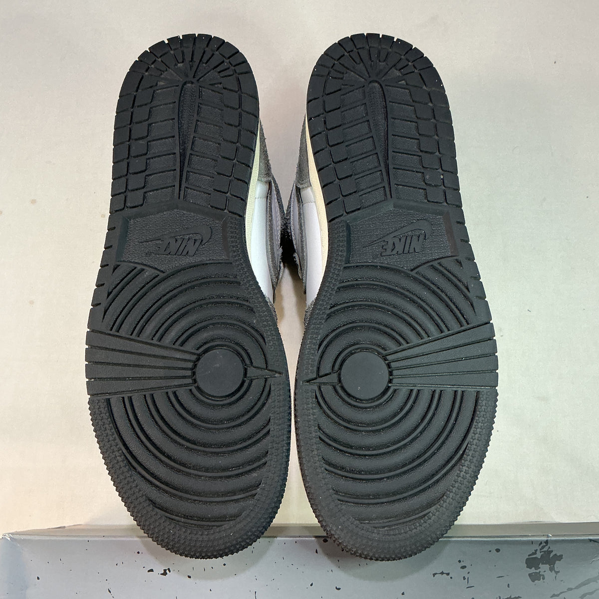 Jordan 1 Retro High Washed Black U7