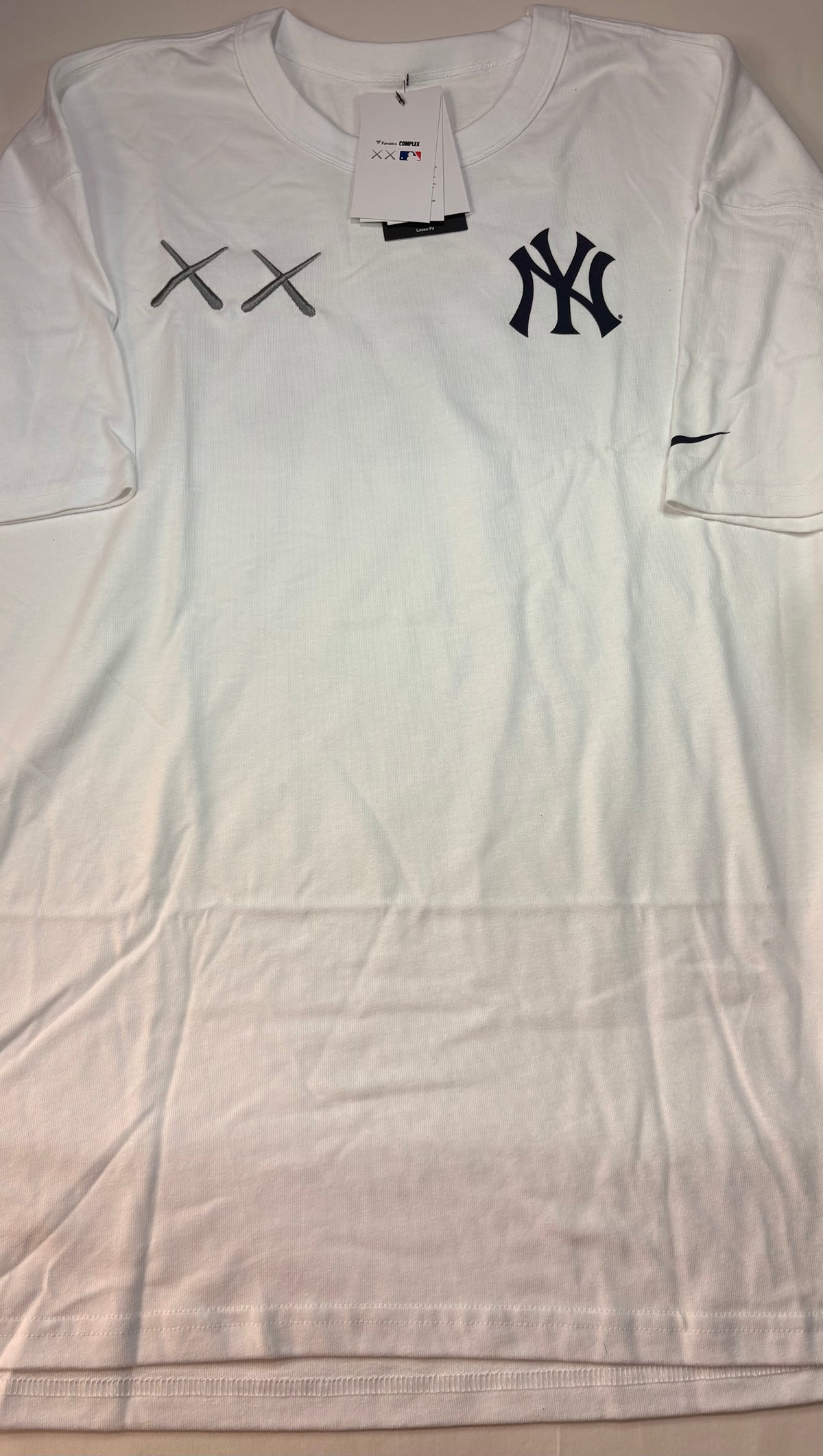 Kaws Nike MLB Elevated Max 90 NY Yankees Tee