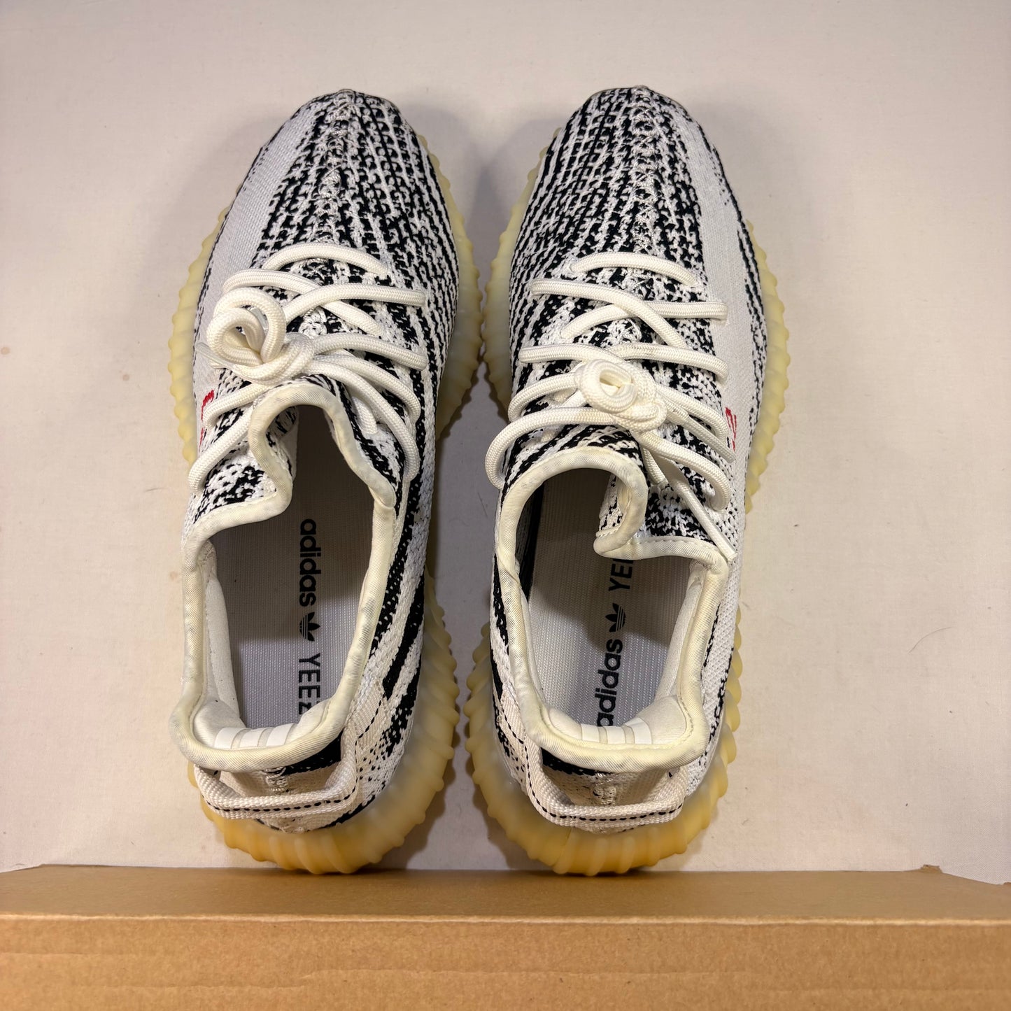 Adidas Yeezy Boost 350 V2 Zebra U9