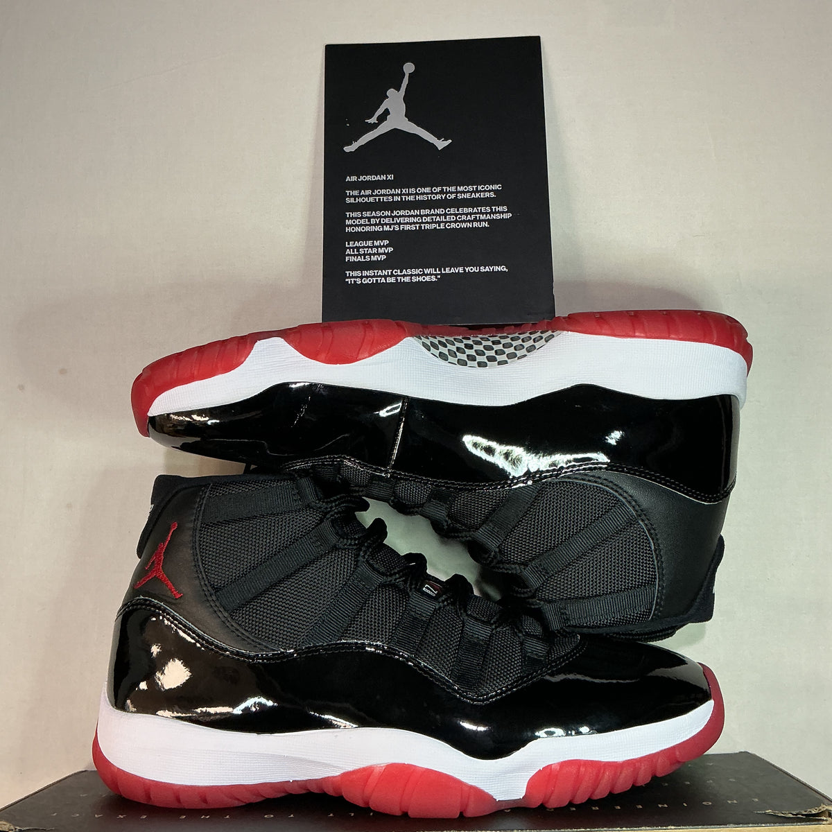 Jordan 11 Retro Playoffs Bred (2019) U10