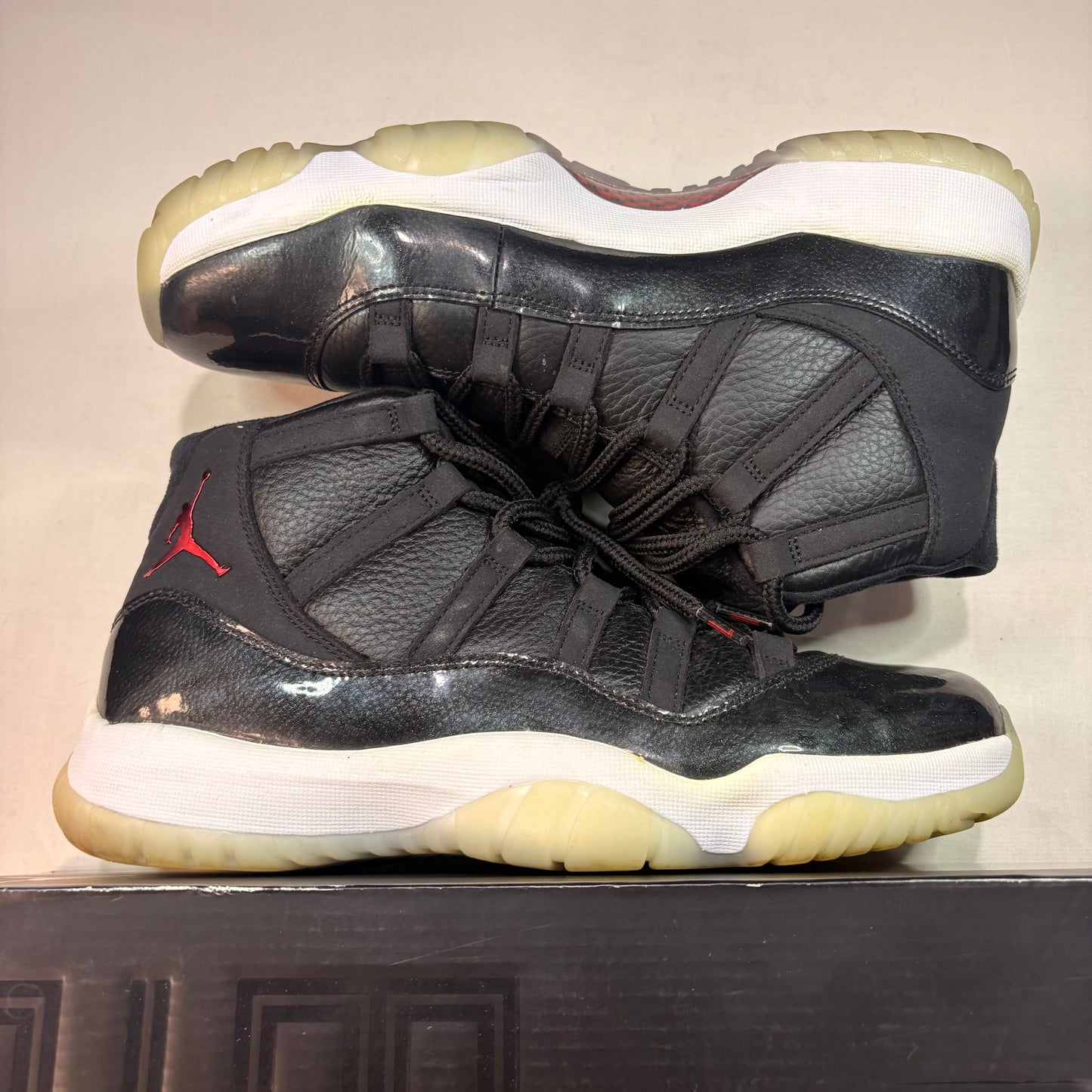 Jordan 11 Retro 72-10 U10