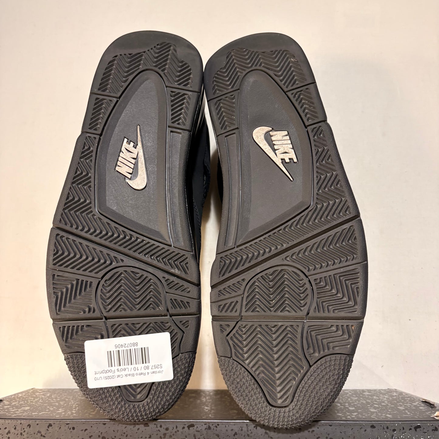 Jordan 4 Retro Black Cat (2025) U10