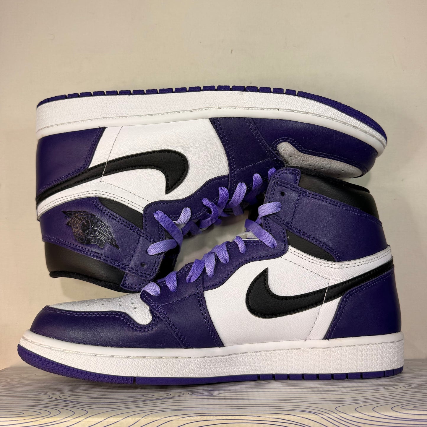Jordan 1 Retro High Court Purple 2.0 U9