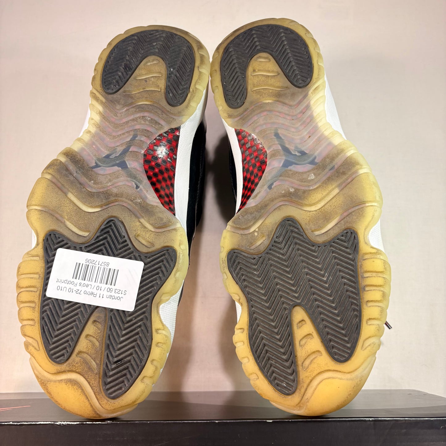 Jordan 11 Retro 72-10 U10