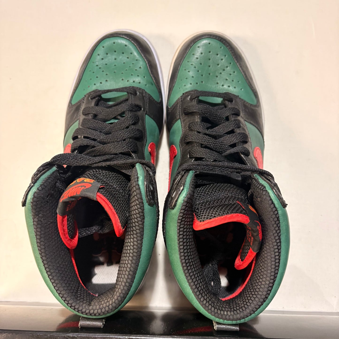 Nike Dunk High Supreme Spark LE East (DJ Clark Kent) U8