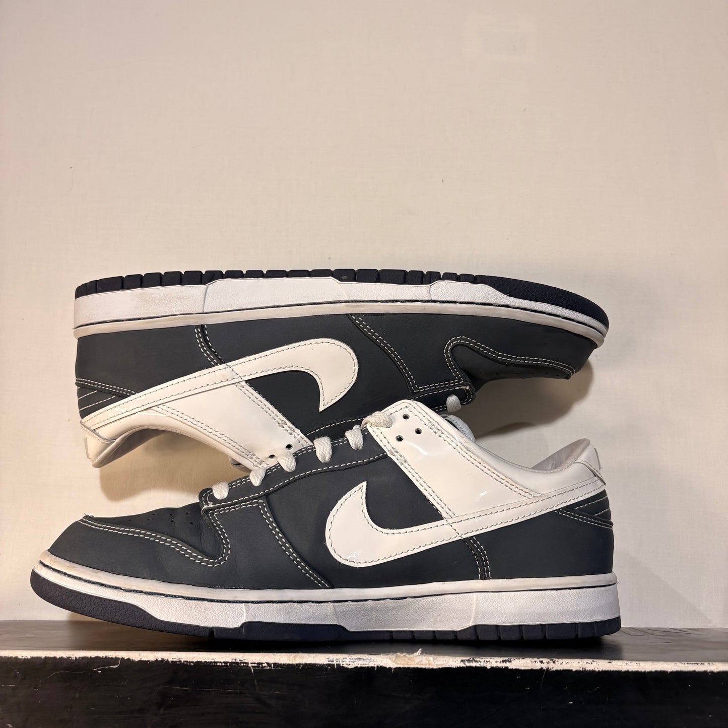 Nike Dunk Low Yankees (Sole Collector)
