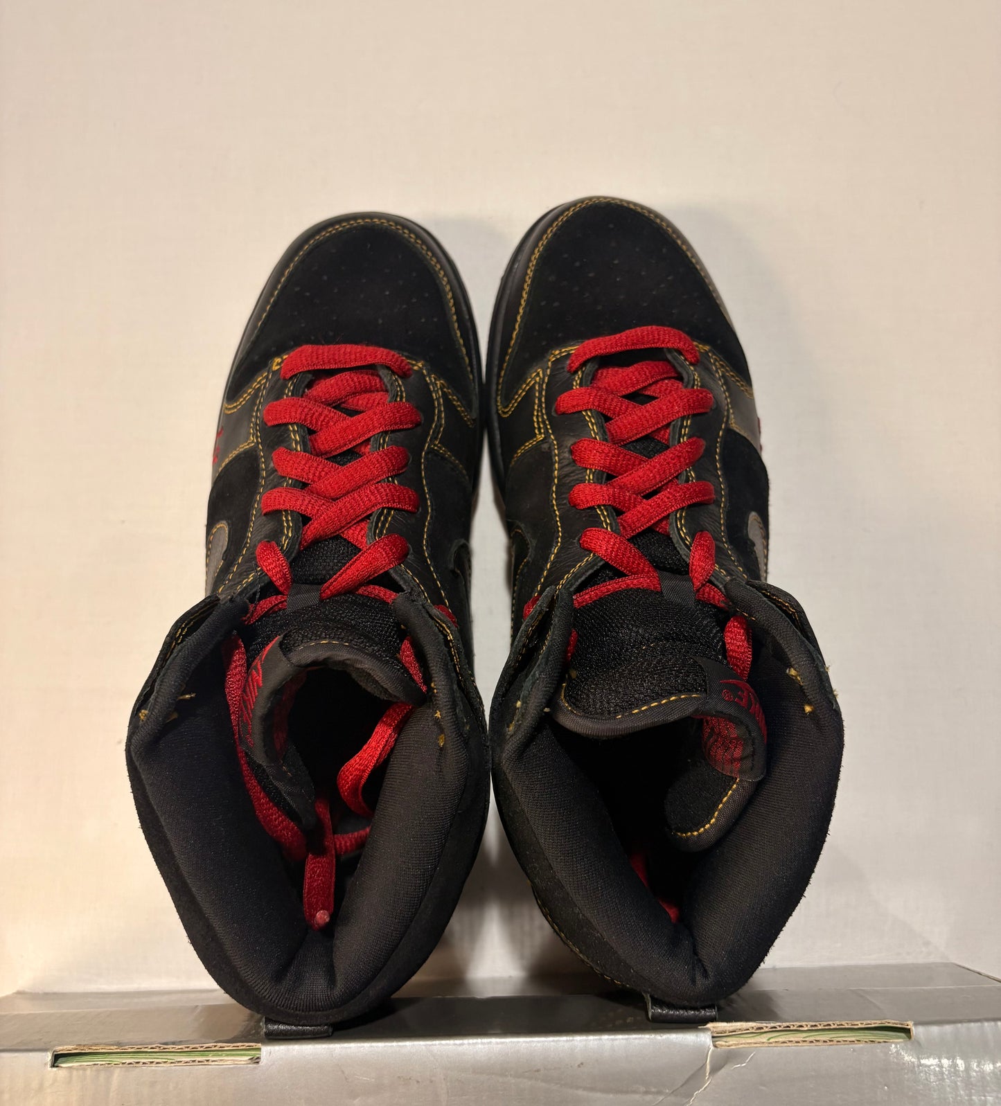 Nike Dunk High Unlucky U7.5