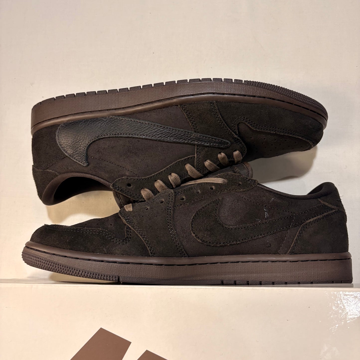 Jordan 1 Retro Low Travis Scott Velvet Brown U11.5