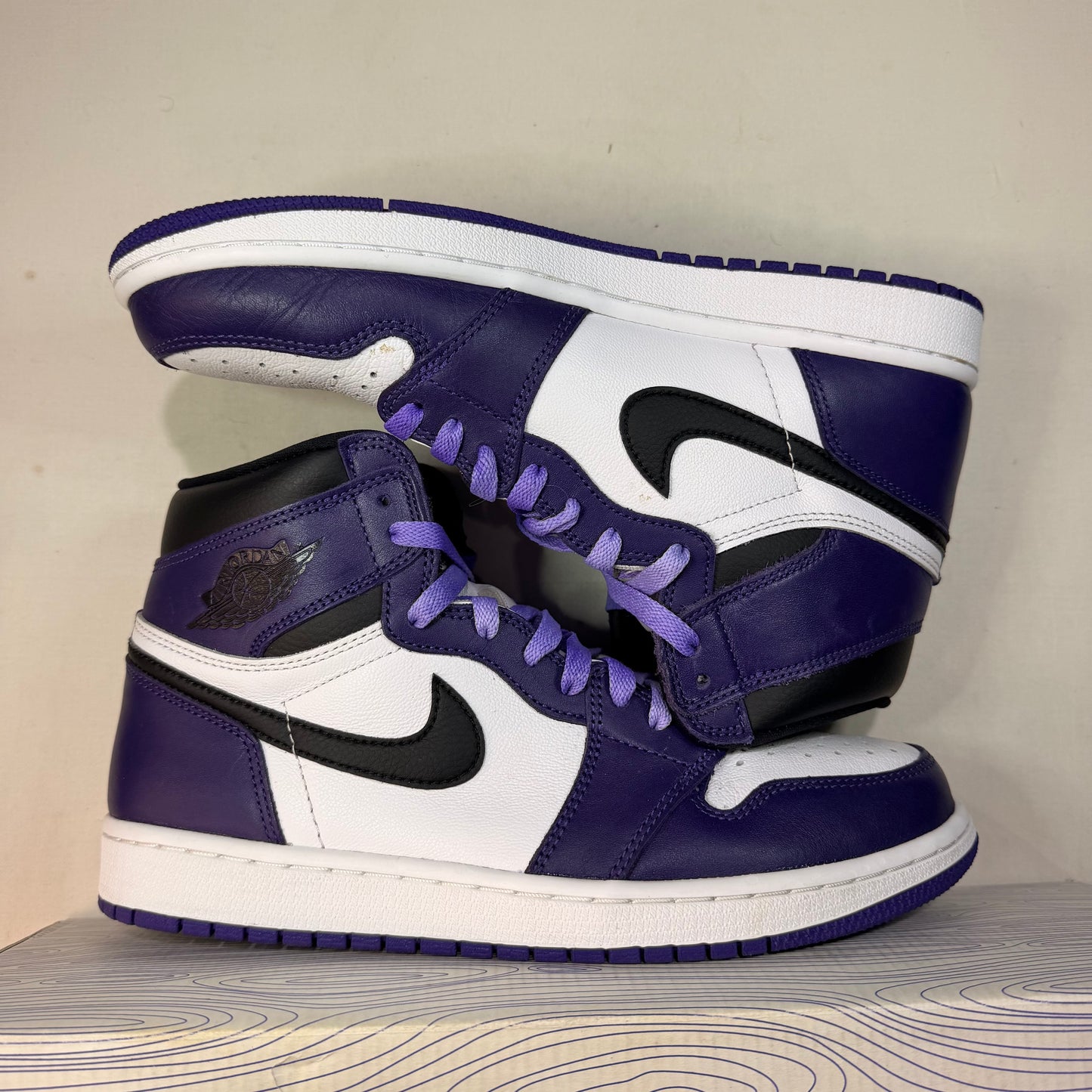 Jordan 1 Retro High Court Purple 2.0 U9