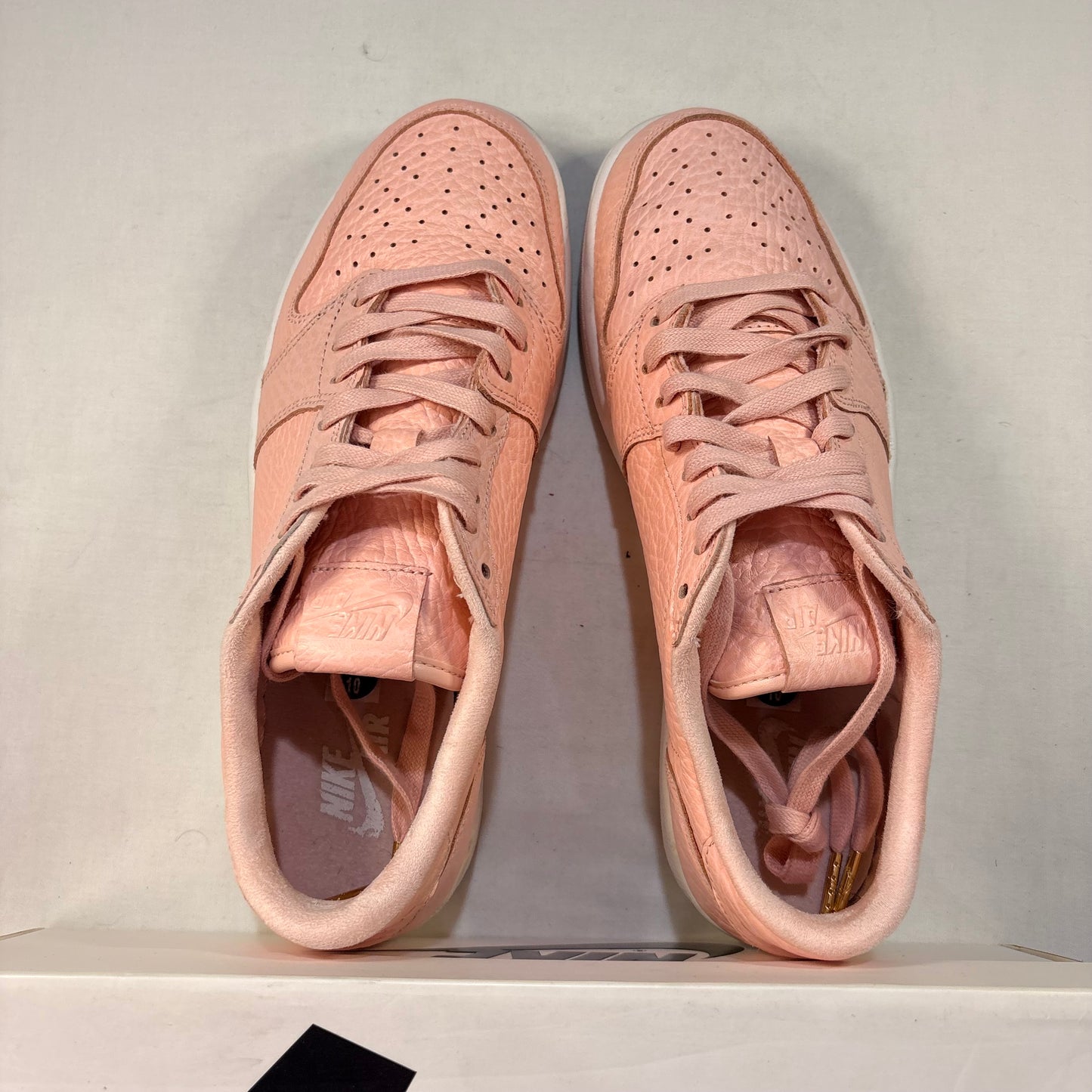 Jordan 1 Retro Low NS Artic Orange U10