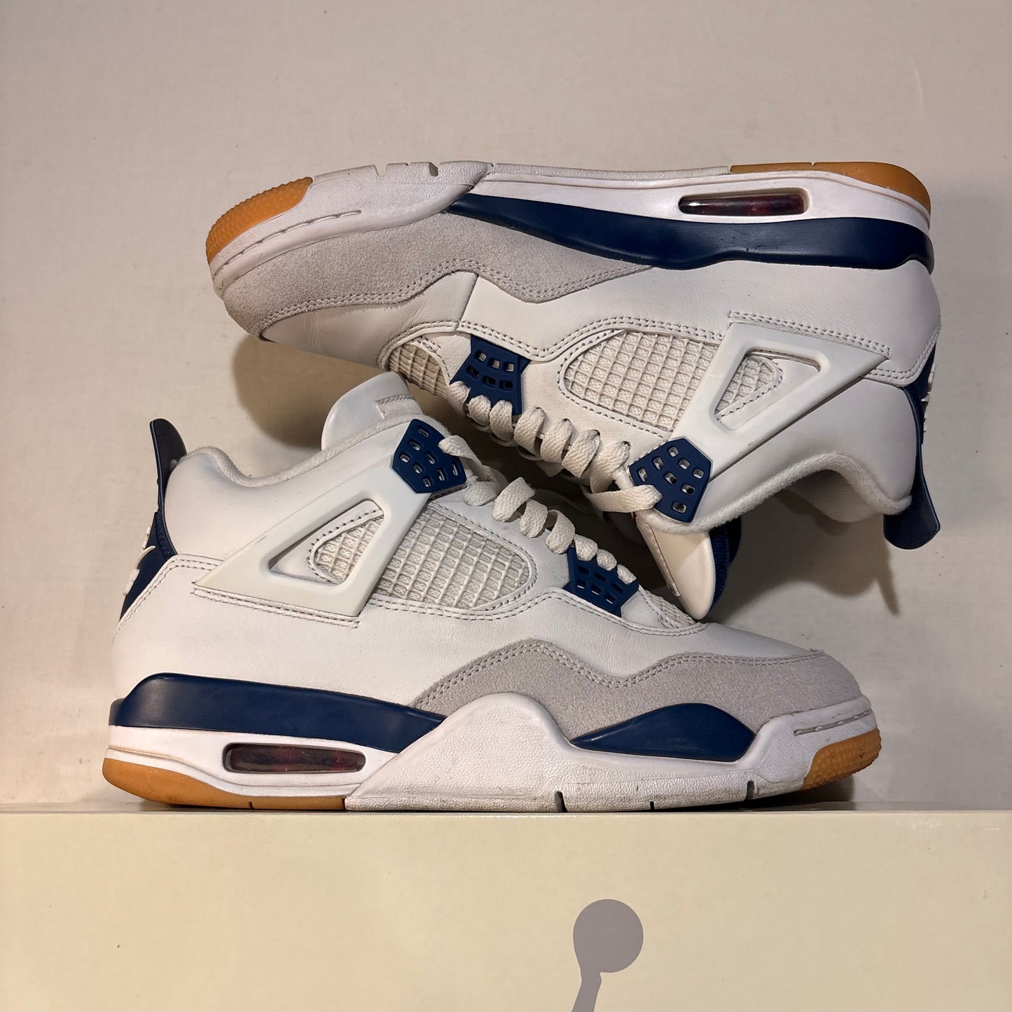 Jordan 4 Retro SB Navy U8