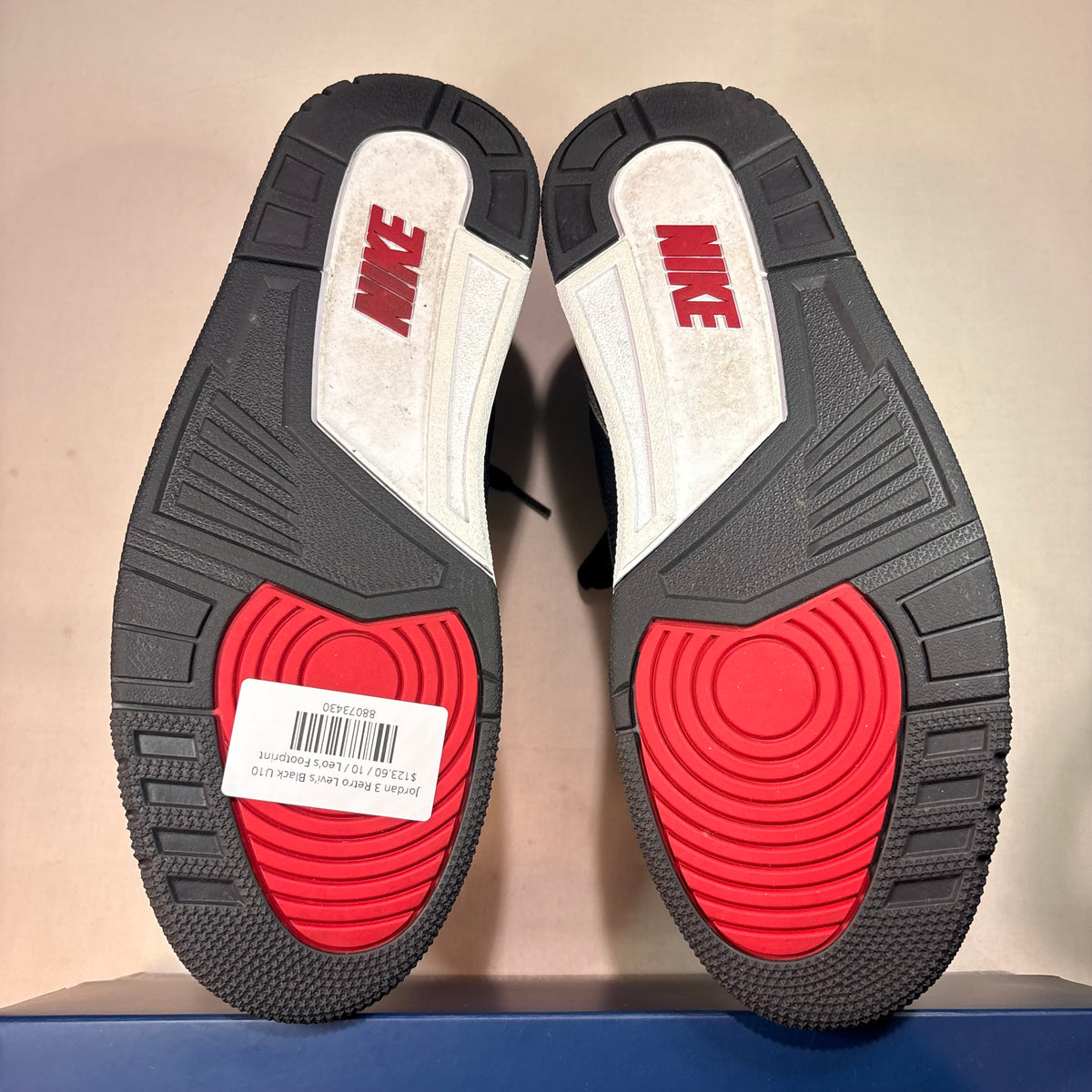 Jordan 3 Retro Levi's Black U10