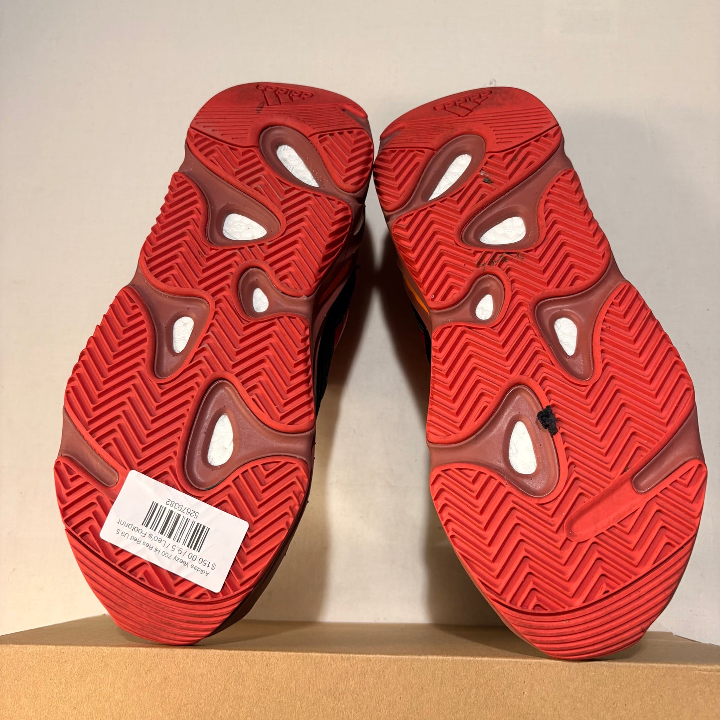 Adidas Yeezy 700 Hi Res Red U9.5