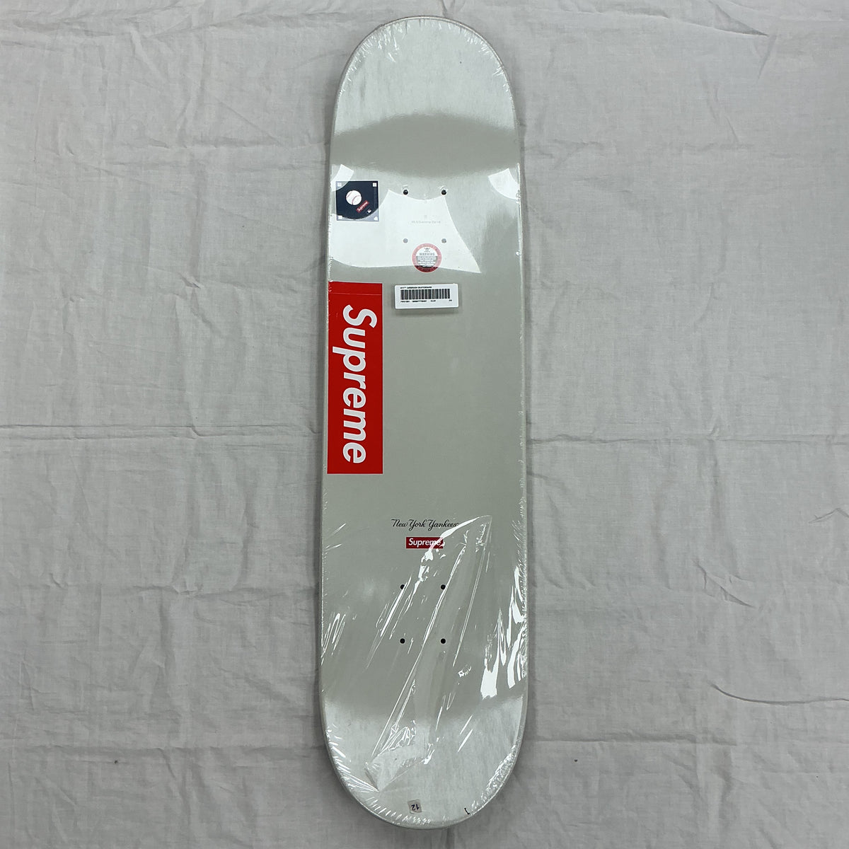 Supreme FW21 New York Yankees Airbrush Skateboard Deck