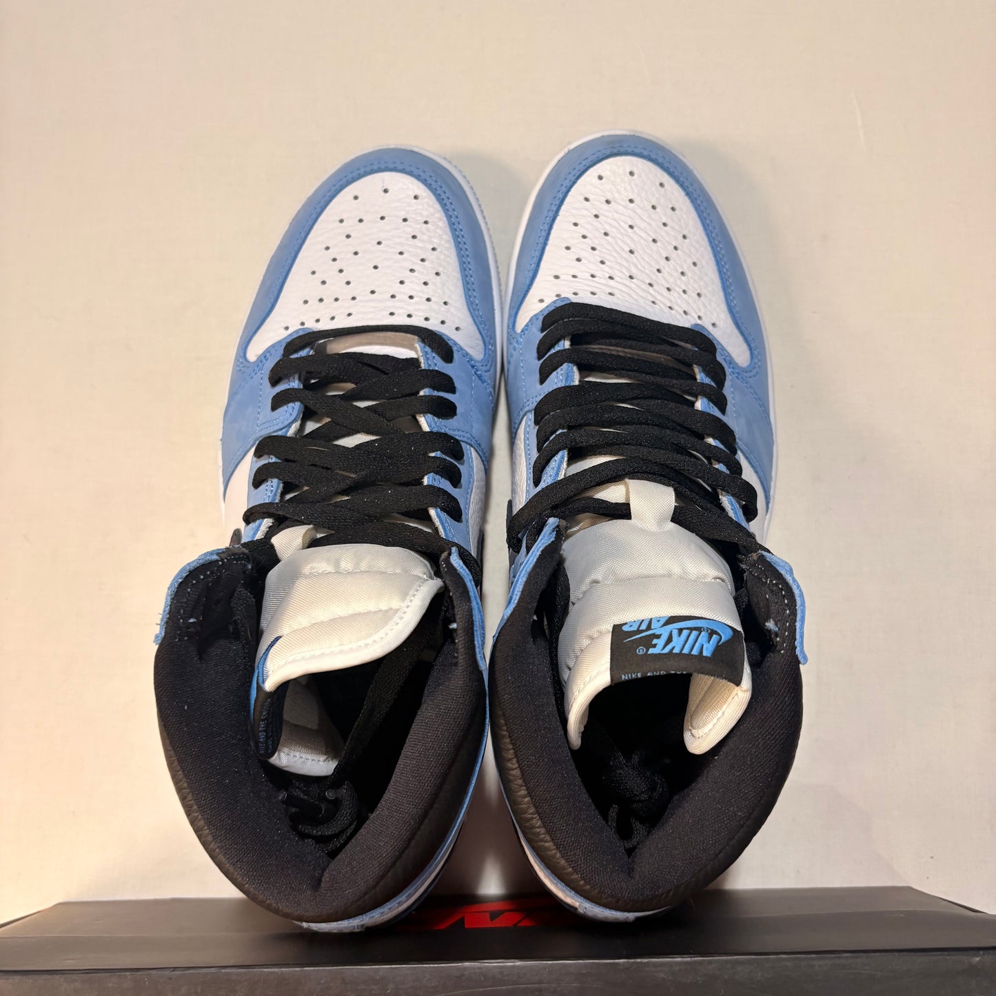 Jordan 1 Retro High OG University Blue U11