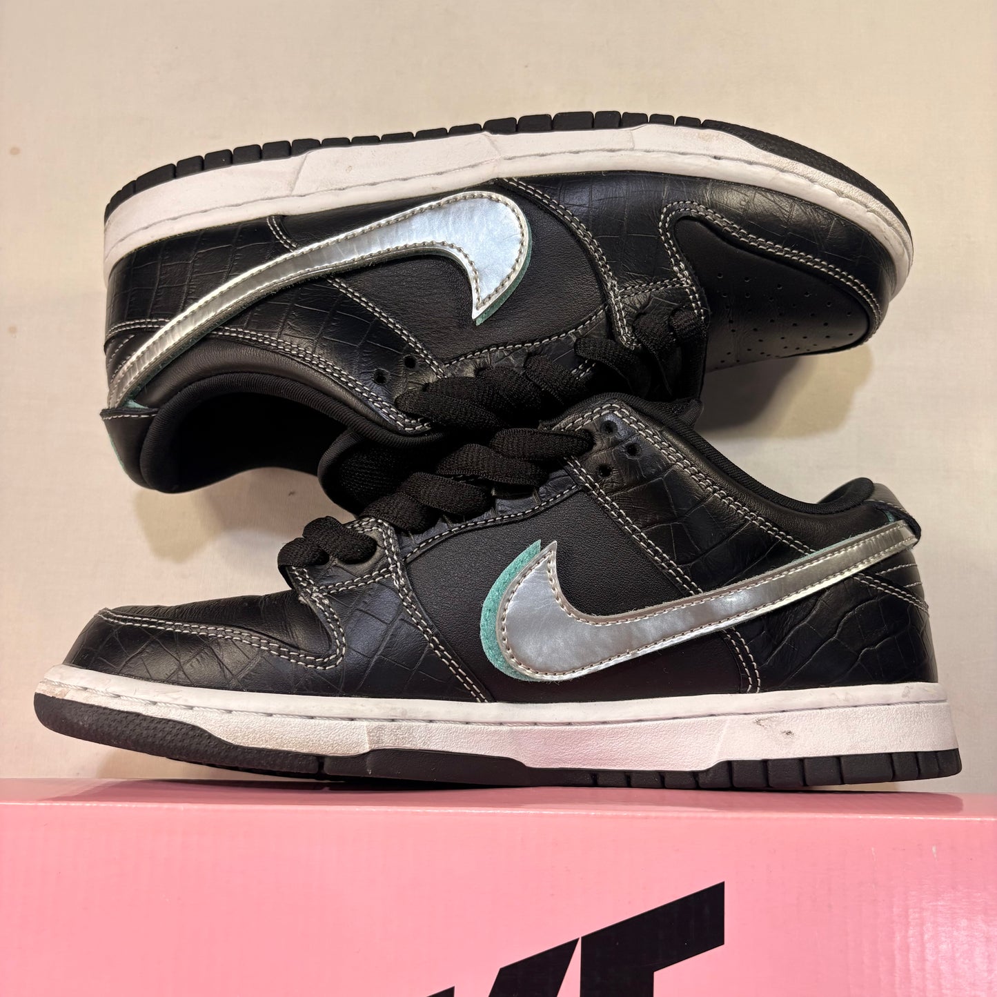 Nike Sb Dunk Low Diamond Supply Co. Black Diamond U8.5