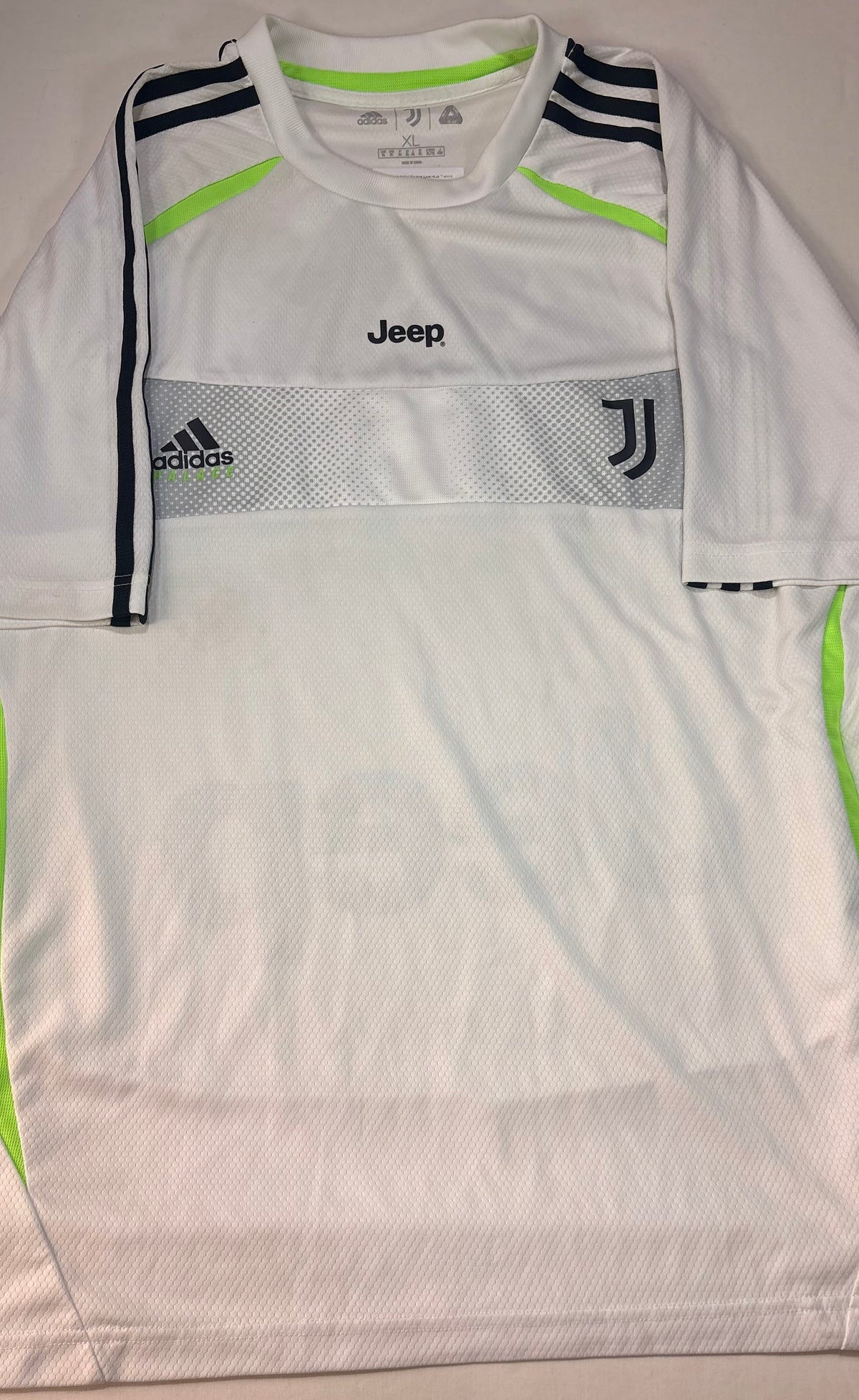 Palace Adidas Palace Juventus T-shirt