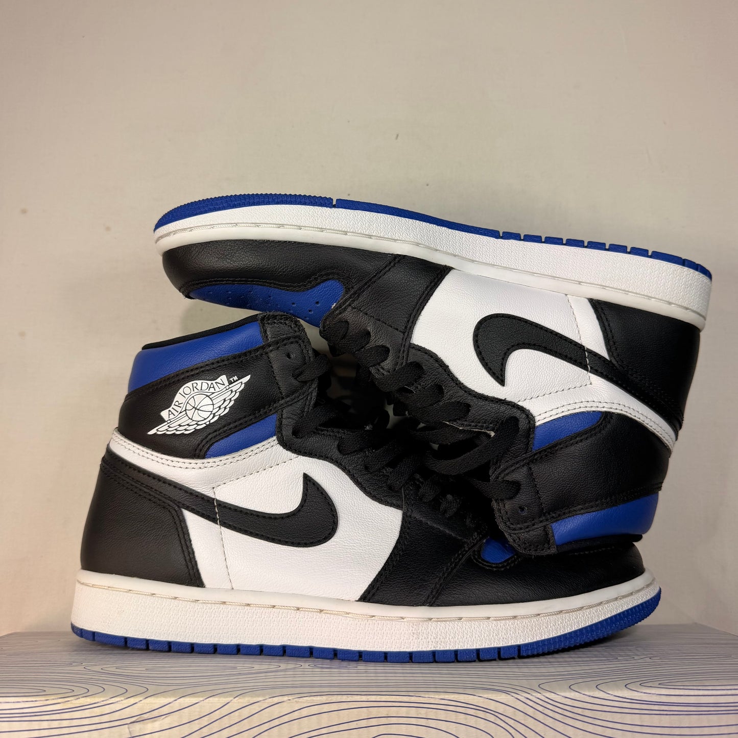 Jordan 1 Retro High Royal Toe U9
