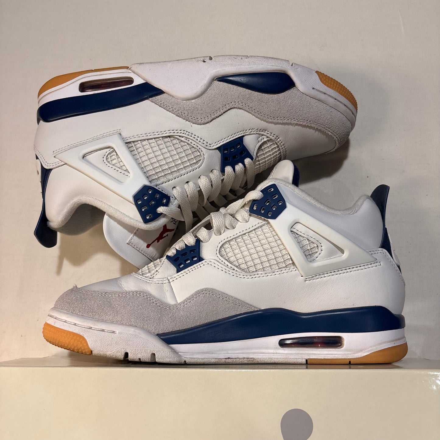 Jordan 4 Retro SB Navy U8