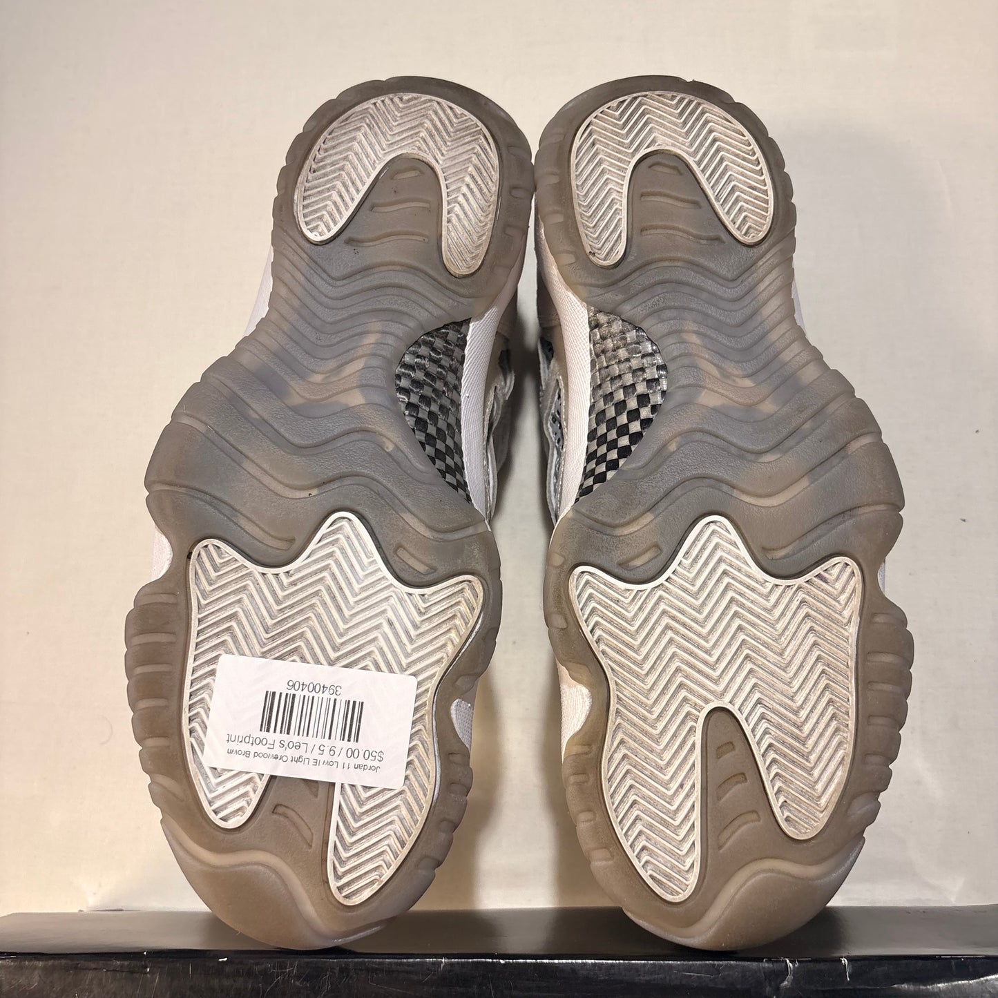 Jordan 11 Low IE Light Orewood Brown U9.5