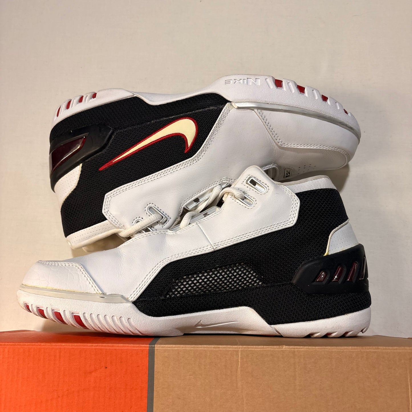 Nike Air Zoom Generation White Black U9