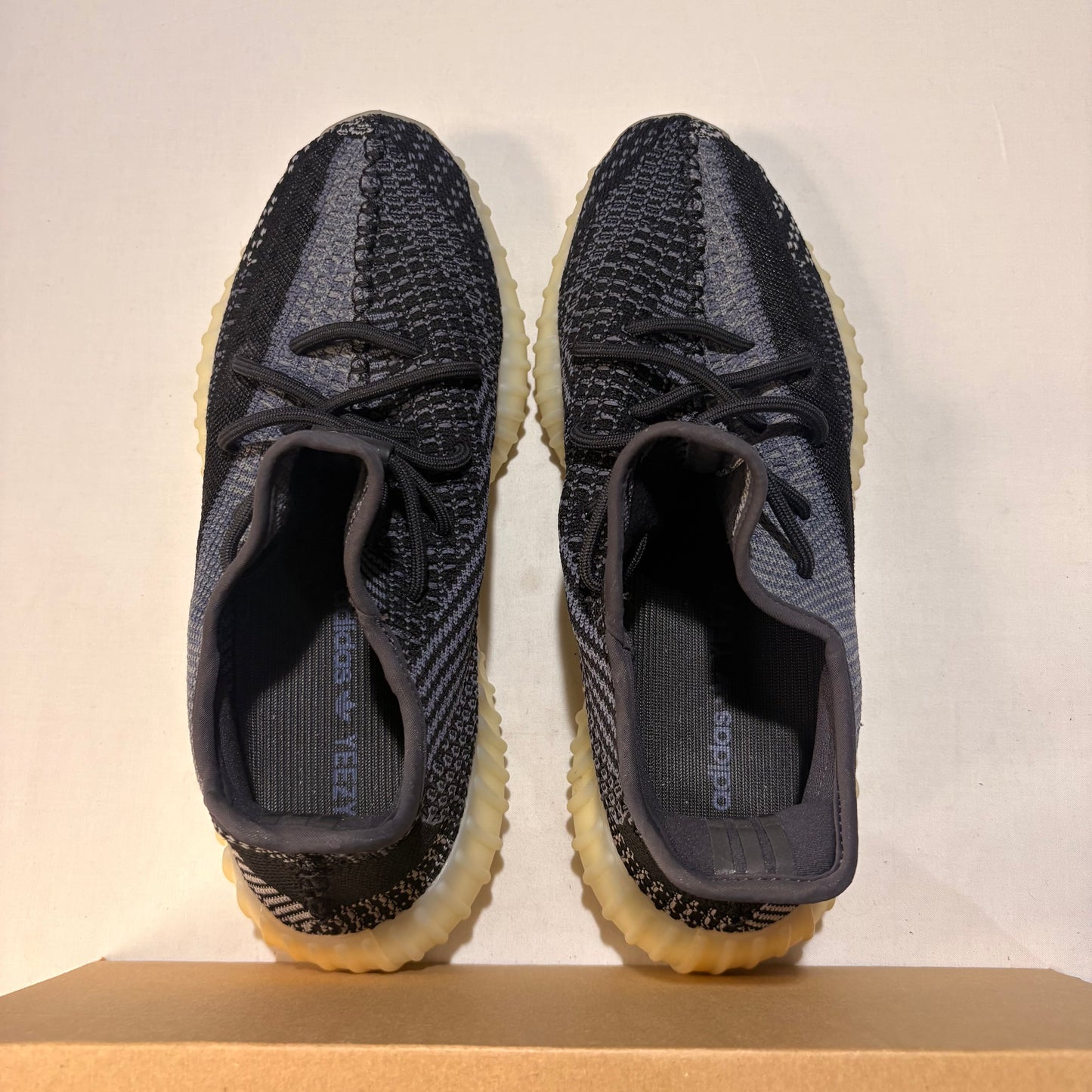 Adidas Yeezy 350 V2 Carbon U9.5