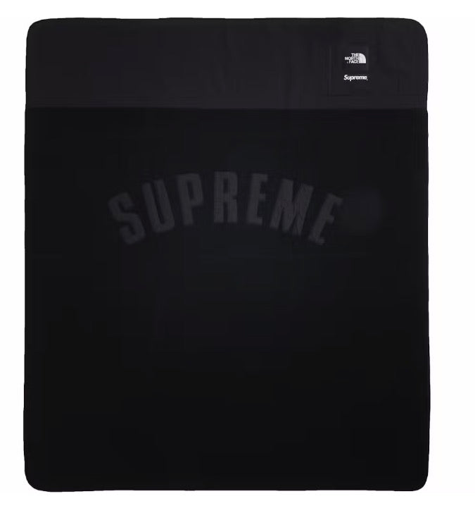 Supreme SS19 TNF Arc Logo Denali Fleece Blanket U