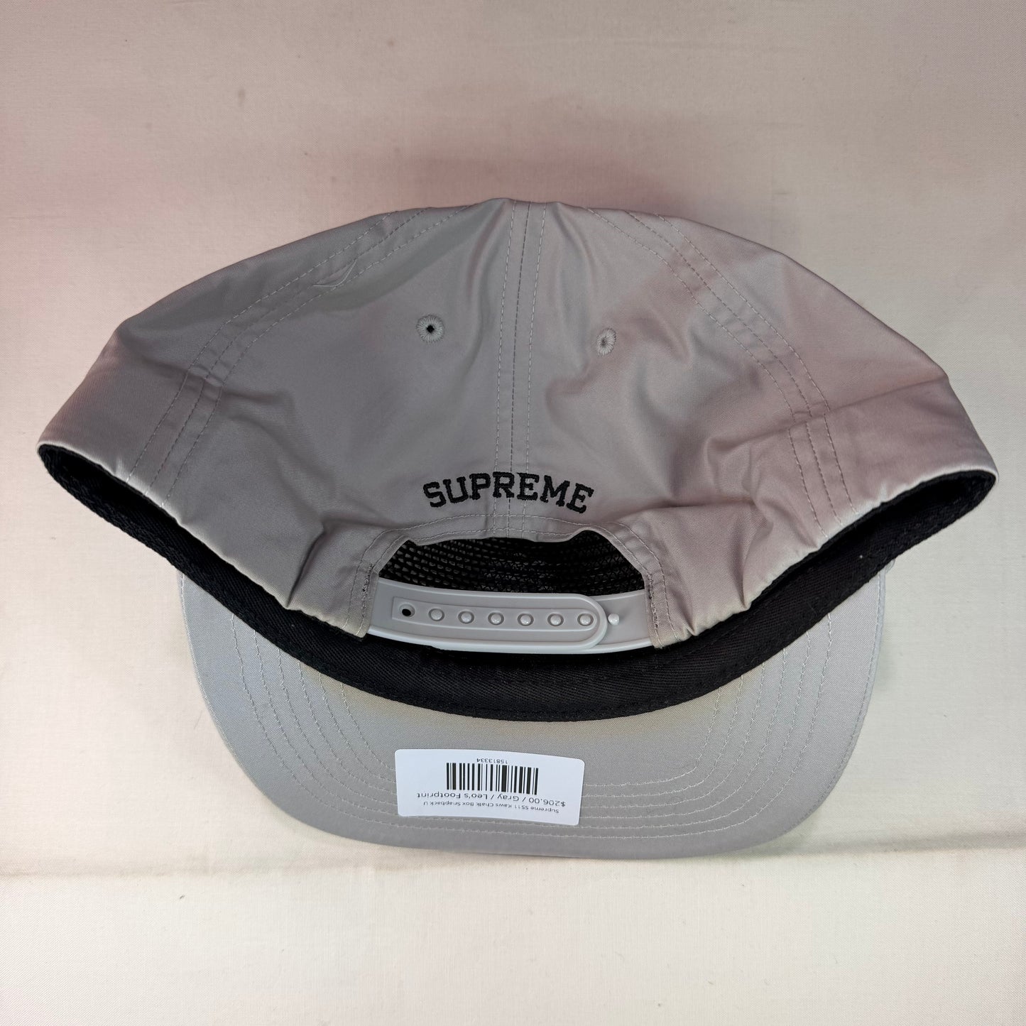 Supreme SS11 Kaws Chalk Box Snapback U