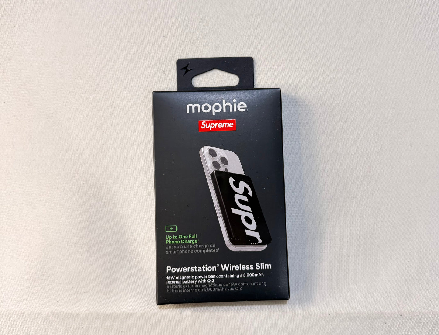 Supreme (SS26) Mophie qi2 Powerstation