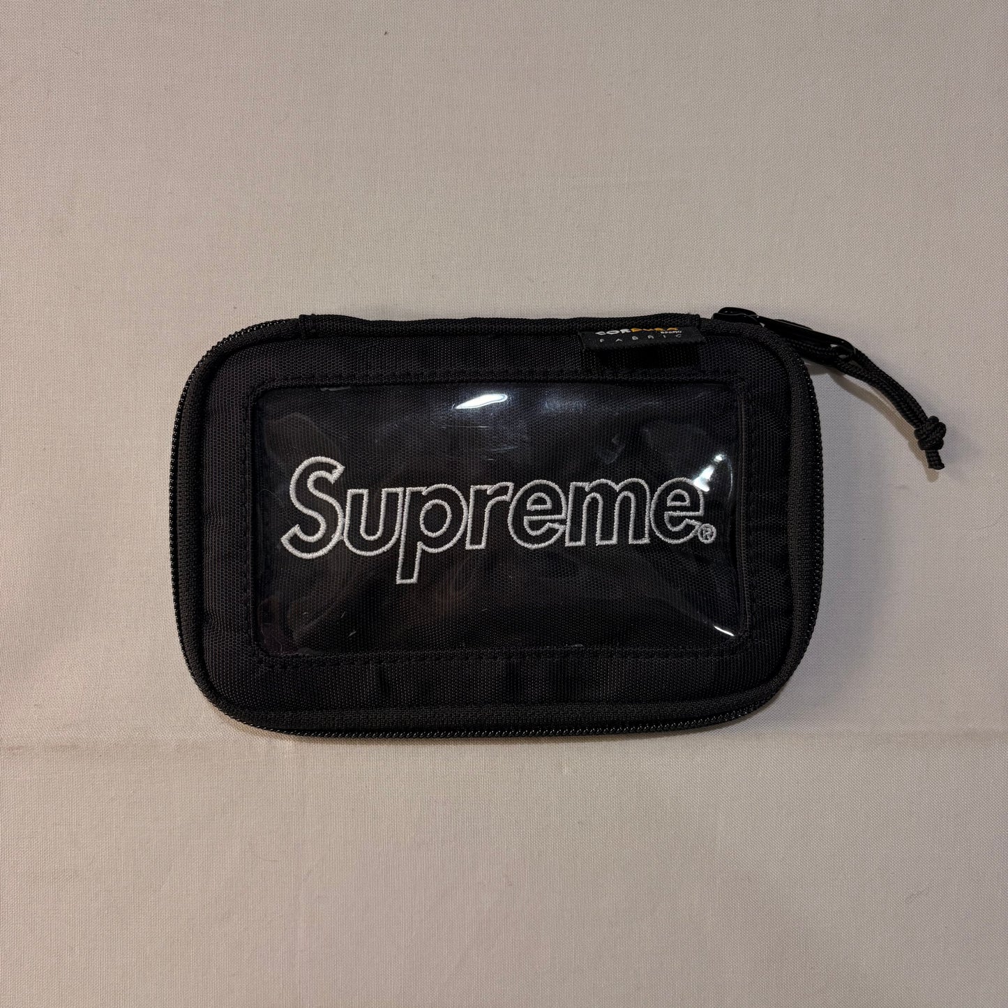 Supreme FW19 Small Zip Pouch