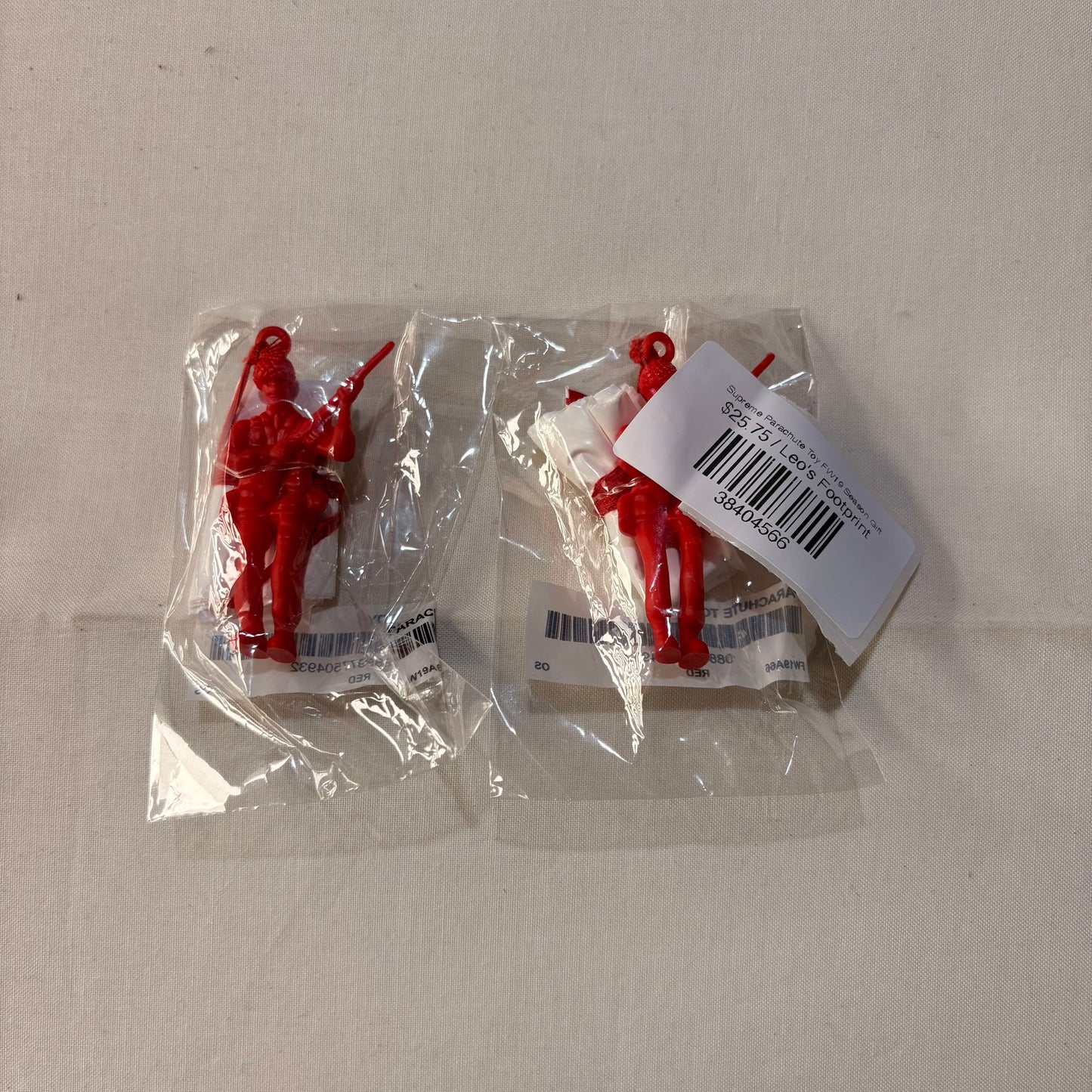 Supreme Parachute Toy FW19 Season Gift